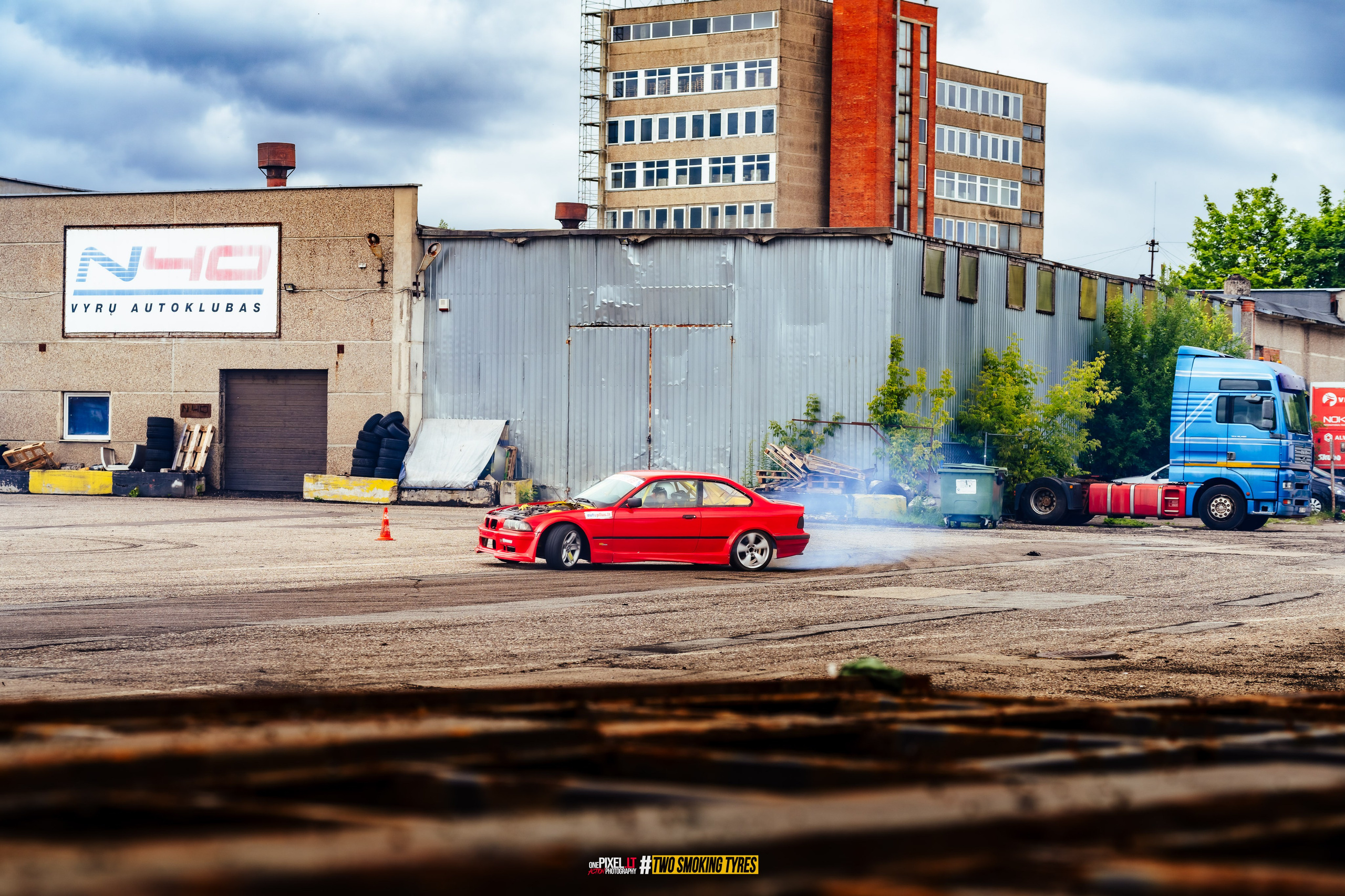 Side to Side #DRIFTDAY. OnePIXEL