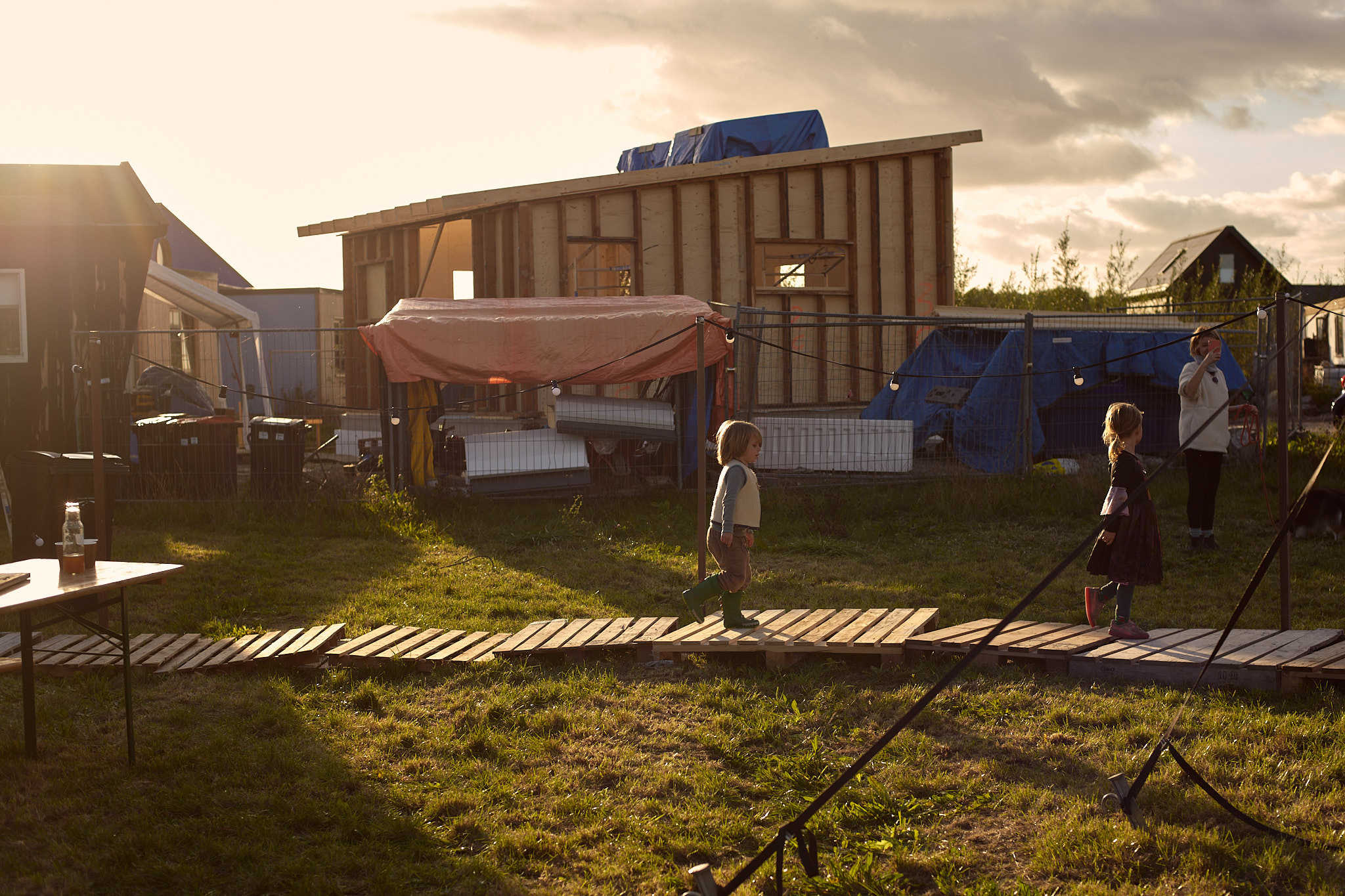 Documentary photo story of 110% Oosterwold. Portrait Photographer in Brussels & Amsterdam — Victoria Ushkanova