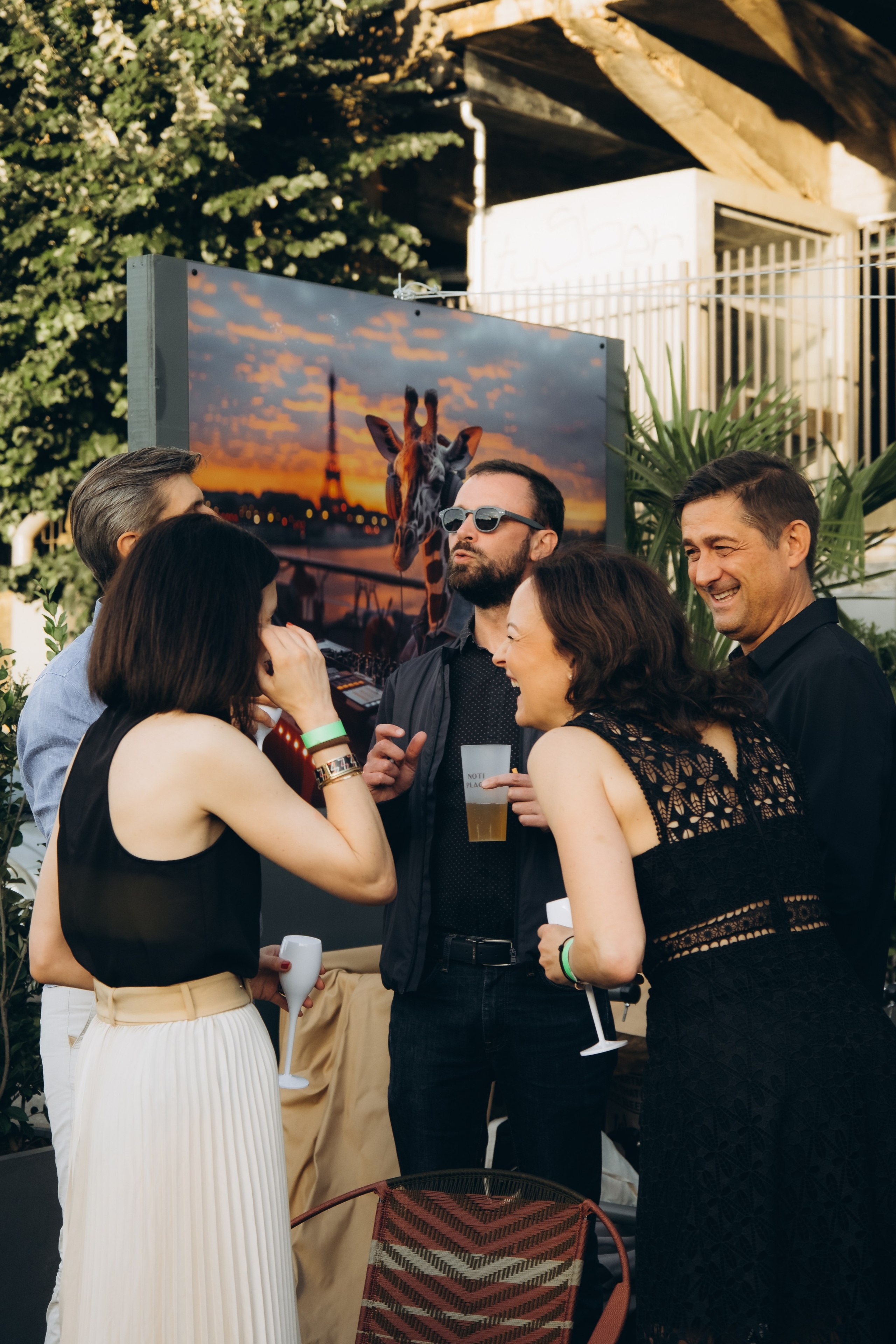 Marie’s Birthday with an Eiffel Tower view. Photographer in Paris Marina Chaput