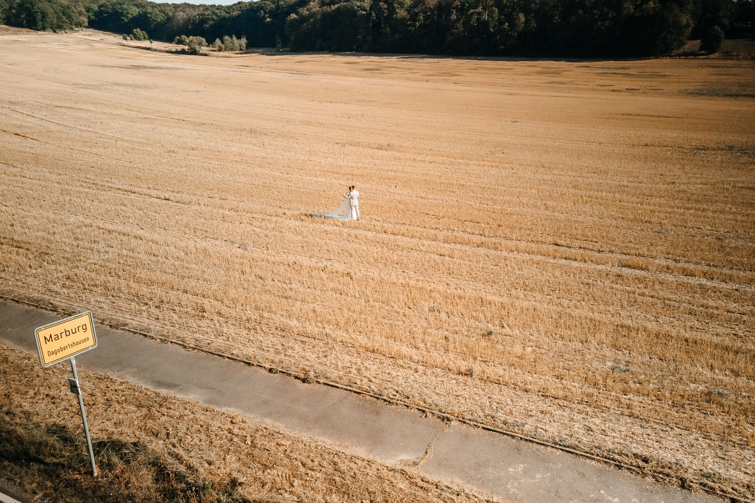 Wedding in Hofgut Dagobertshausen. Wedding photographer & videographer Frankfurt | Denis Mirosnik