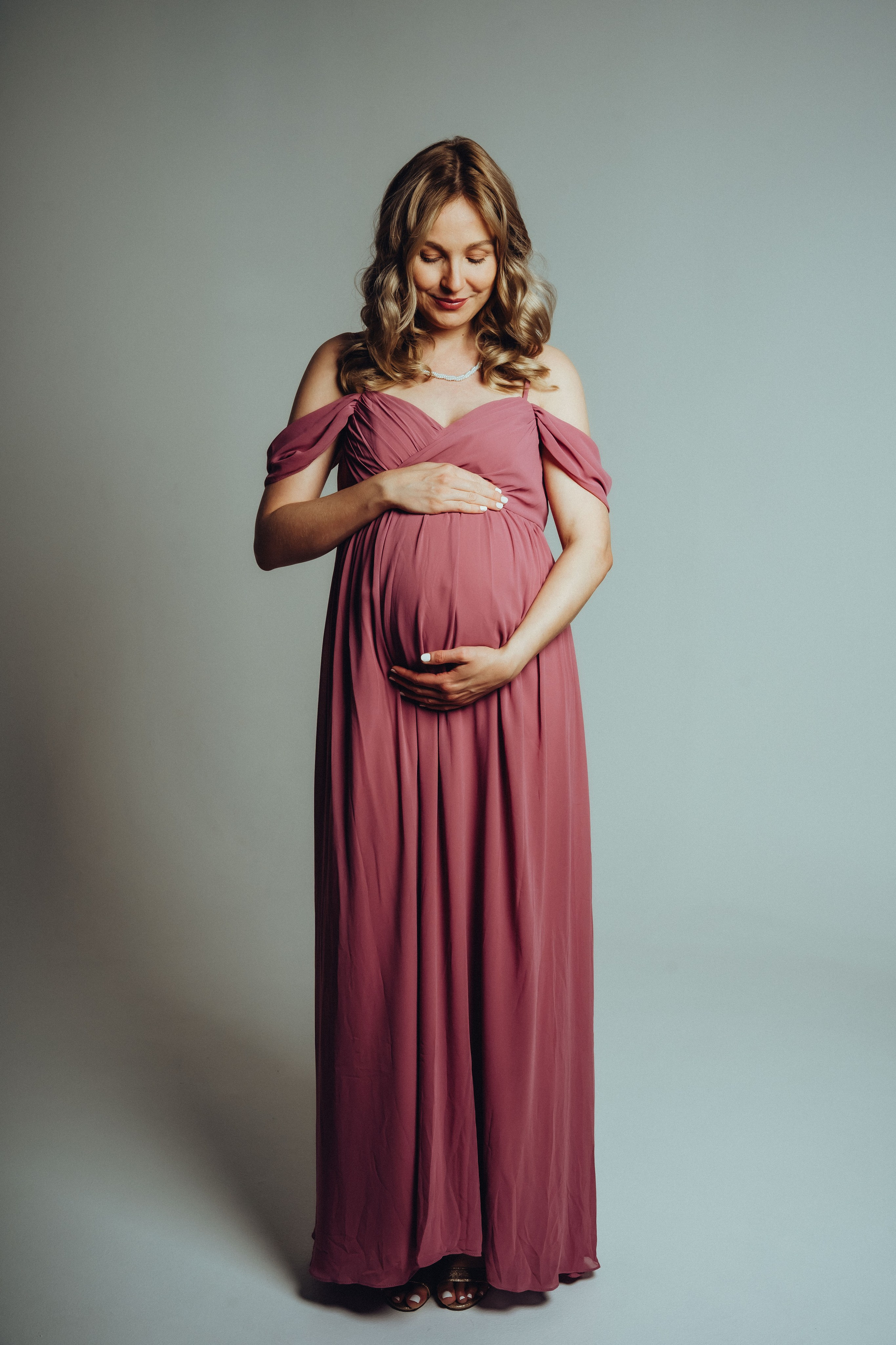 Rebekka. Portrait Photographer in Berlin Daria Doch Schwangerschaftsfotos