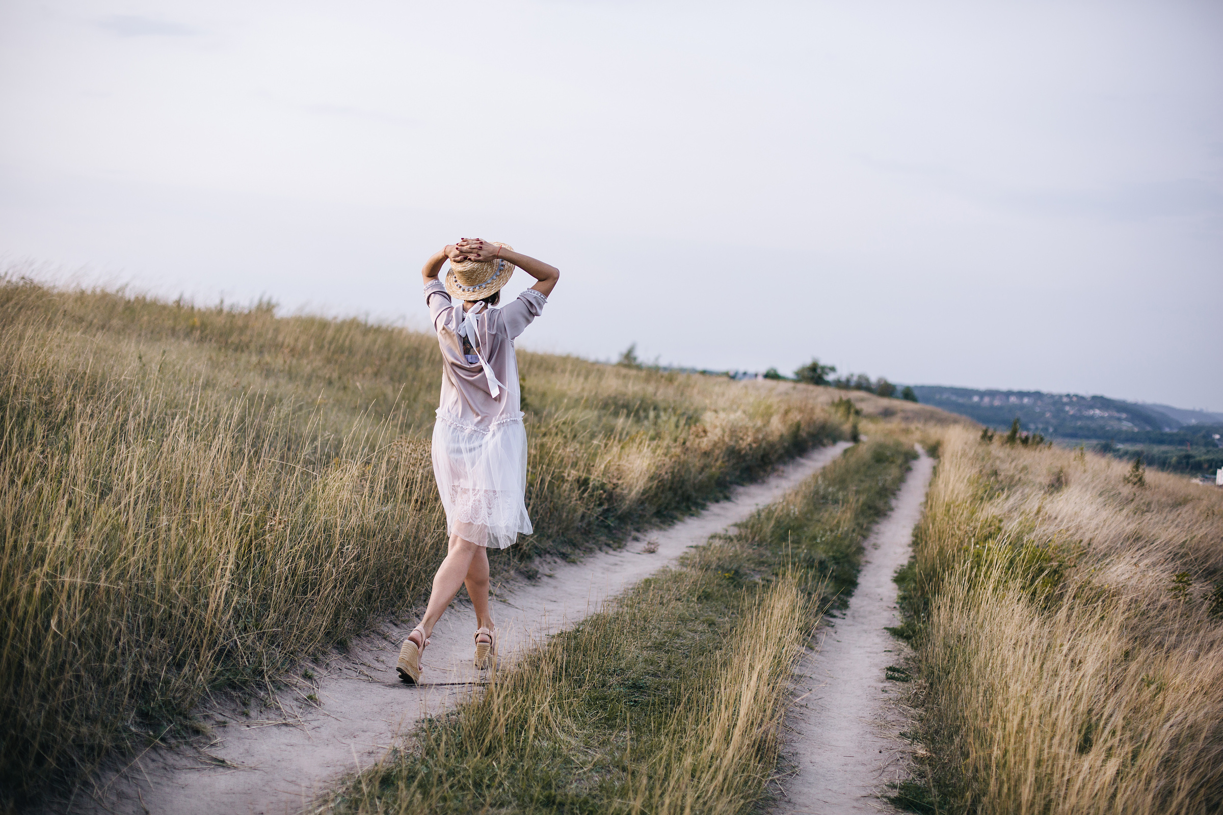 Lesya. Queen of flowers. Портретний та весільний фотограф Надія Онода