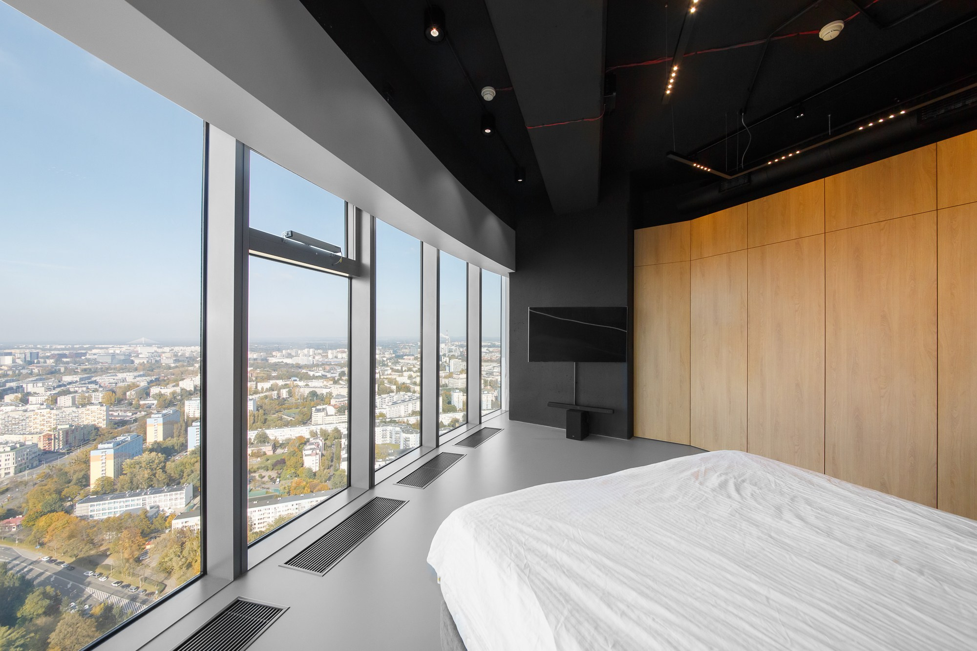 Fotografia nieruchomości, wnętrz, mieszkań, restauracji, biur i apartamentów. Wedding and portrait photographer in Poland Vitali Frozen