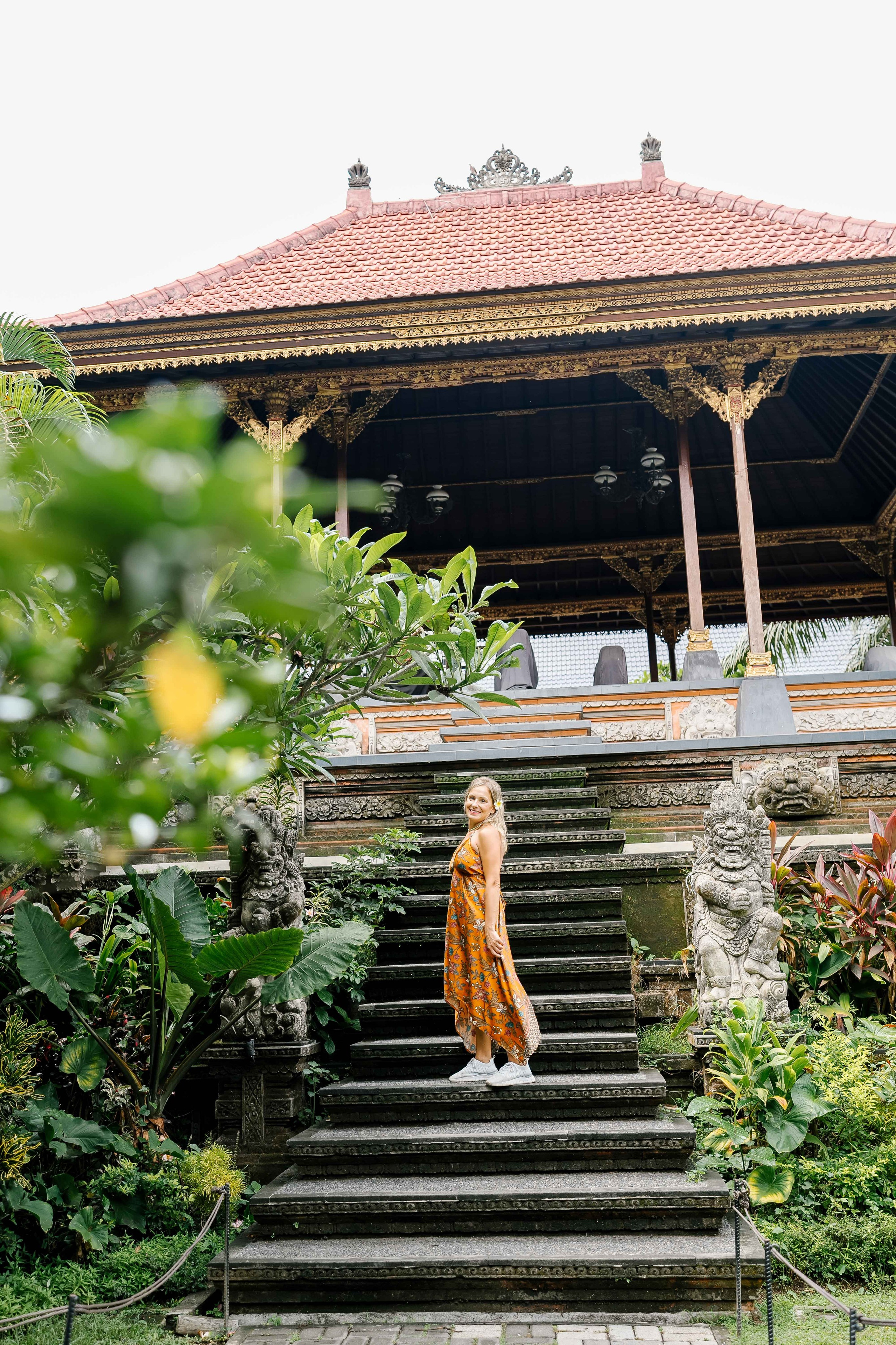 Honeymoon Photoshoot in bali. Female Photographer in Bali
