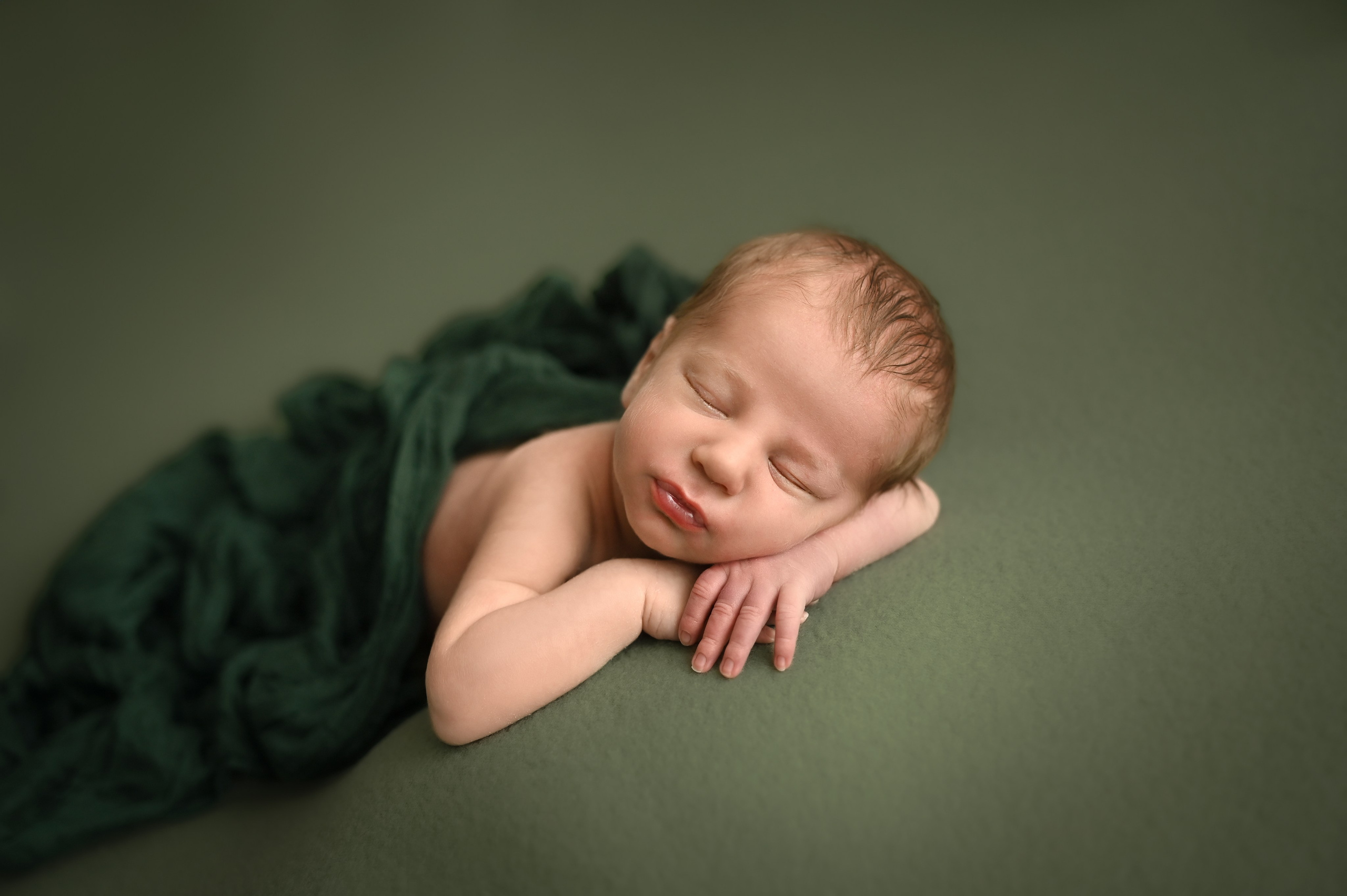 Babys. Baby und Familie Fotografin in Gummersbach Juliia Schwahlen