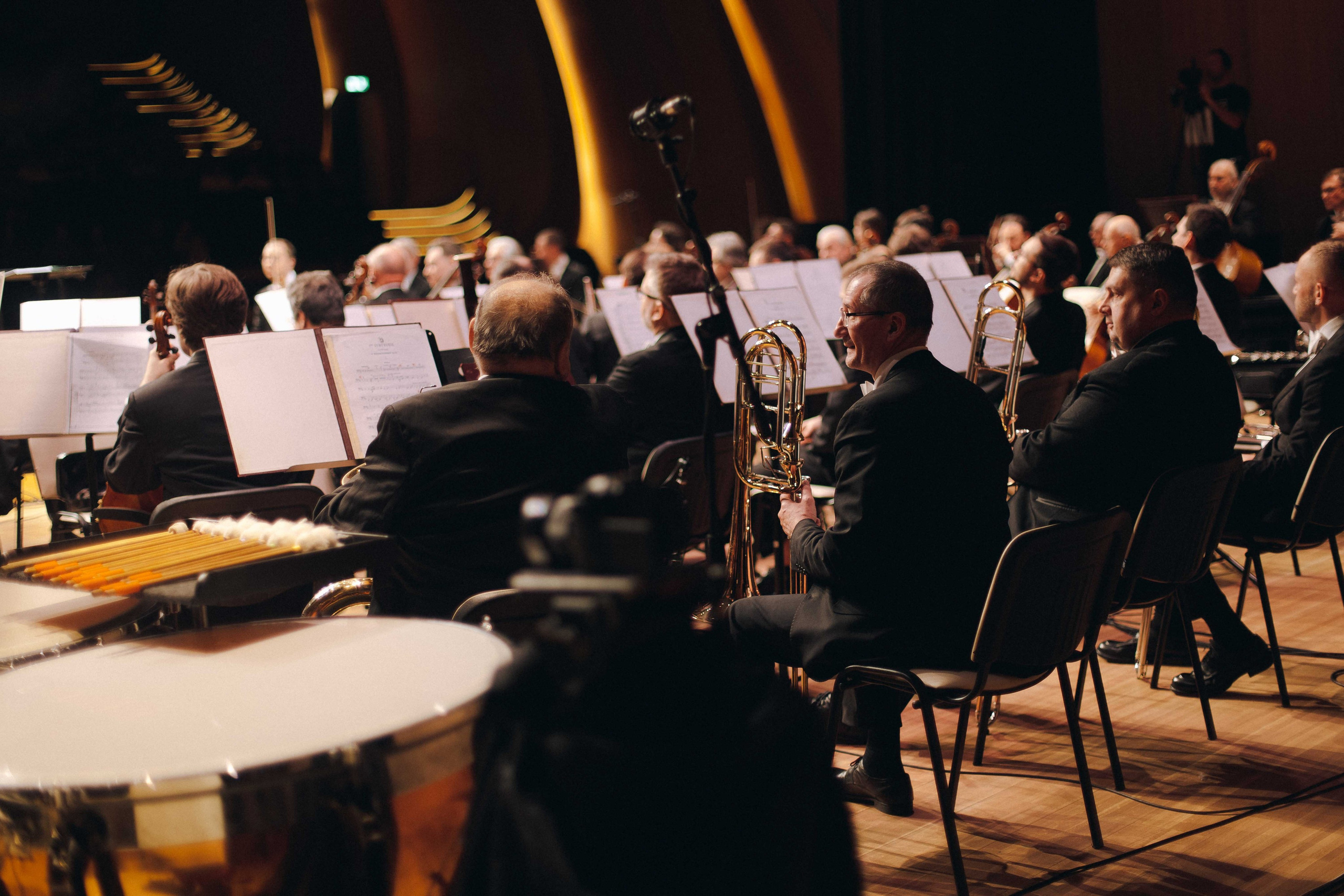 The Tchaikovsky Academic Grand Symphony Orchestra in Baku. Wedding&Event photographer Ismail Rzayev in Baku