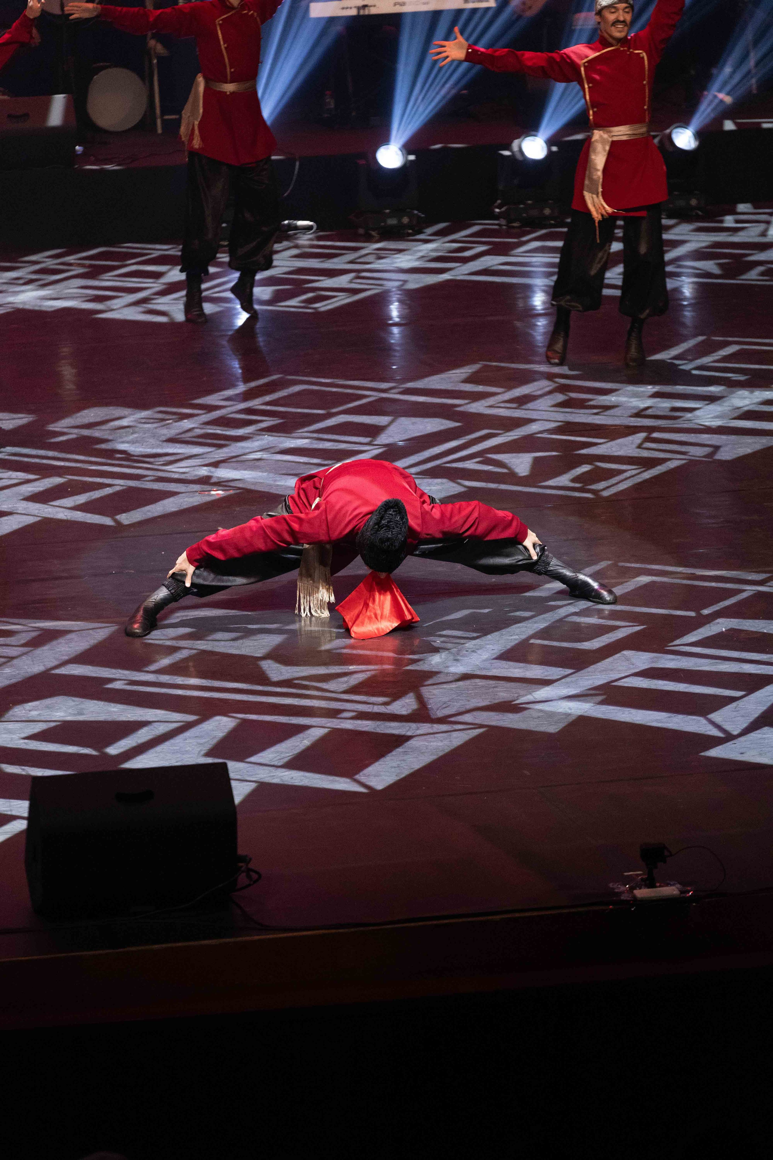 STATE DANCE ENSEMBLE. Wedding&Event photographer Ismail Rzayev in Baku