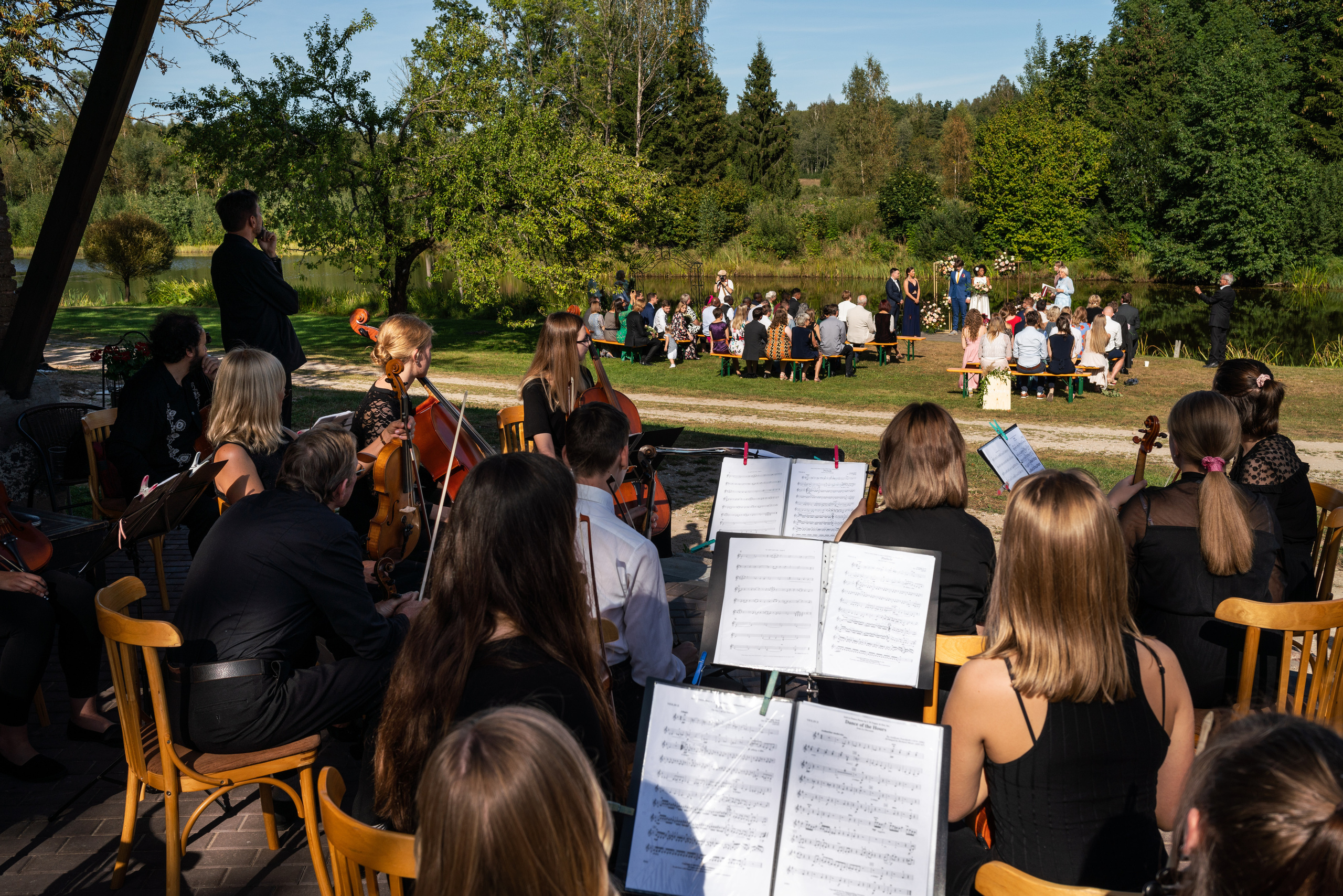 Kāzas viesu namā «Rezidence Kurzeme». ROLFS VENDIŅŠ - KĀZU FOTOGRĀFS | Rīgā un visā Latvijā