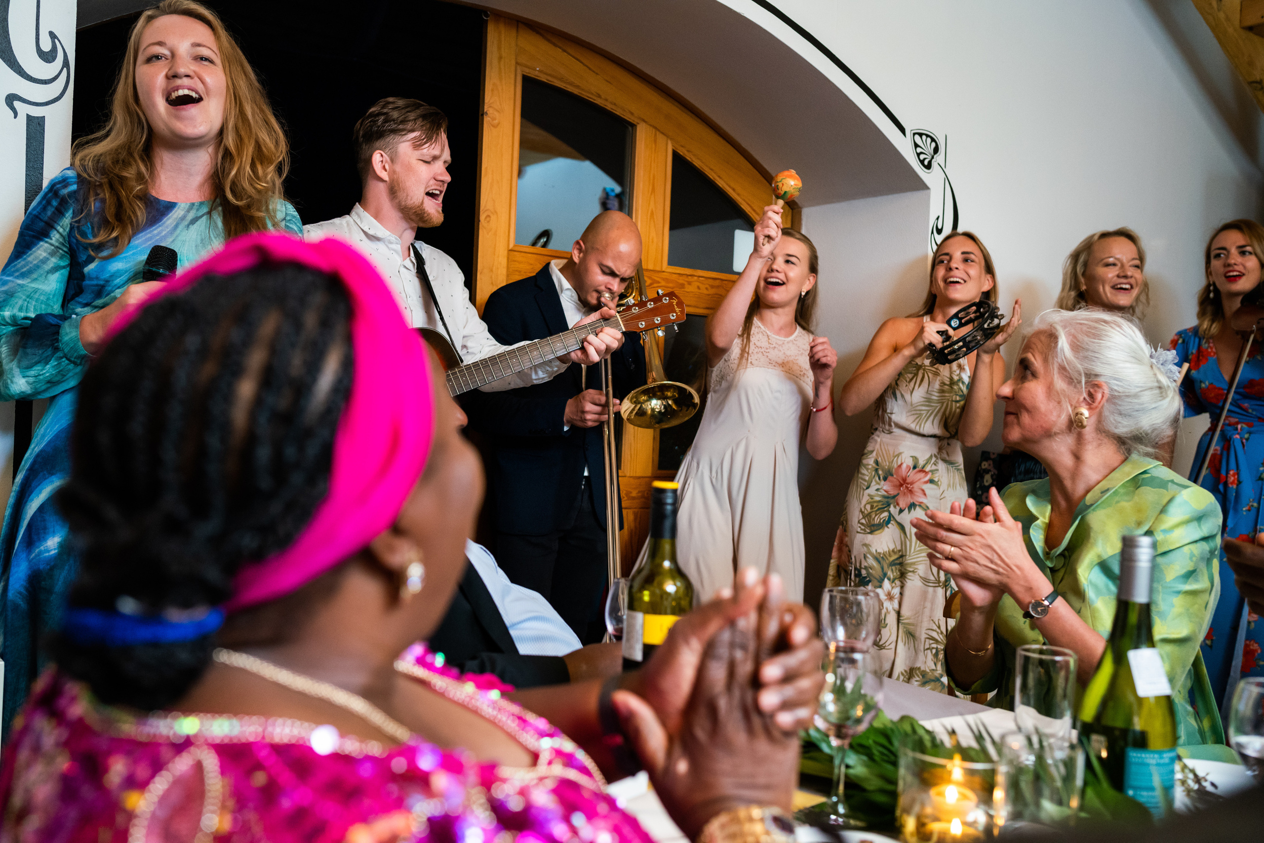 Kāzas viesu namā «Rezidence Kurzeme». ROLFS VENDIŅŠ - KĀZU FOTOGRĀFS | Rīgā un visā Latvijā