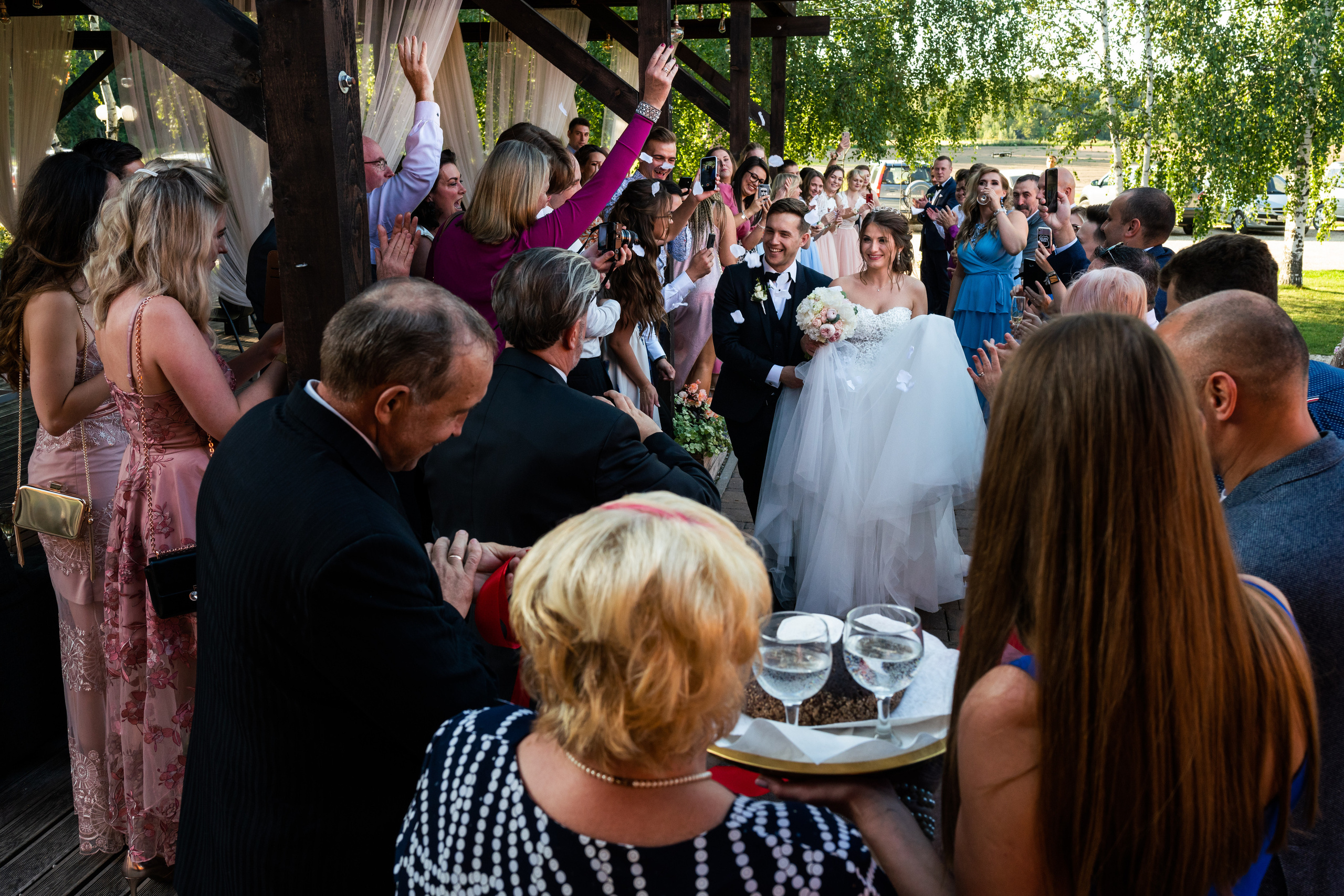 Kāzas viesu namā «Debesu bļoda». ROLFS VENDIŅŠ - KĀZU FOTOGRĀFS | Rīgā un visā Latvijā