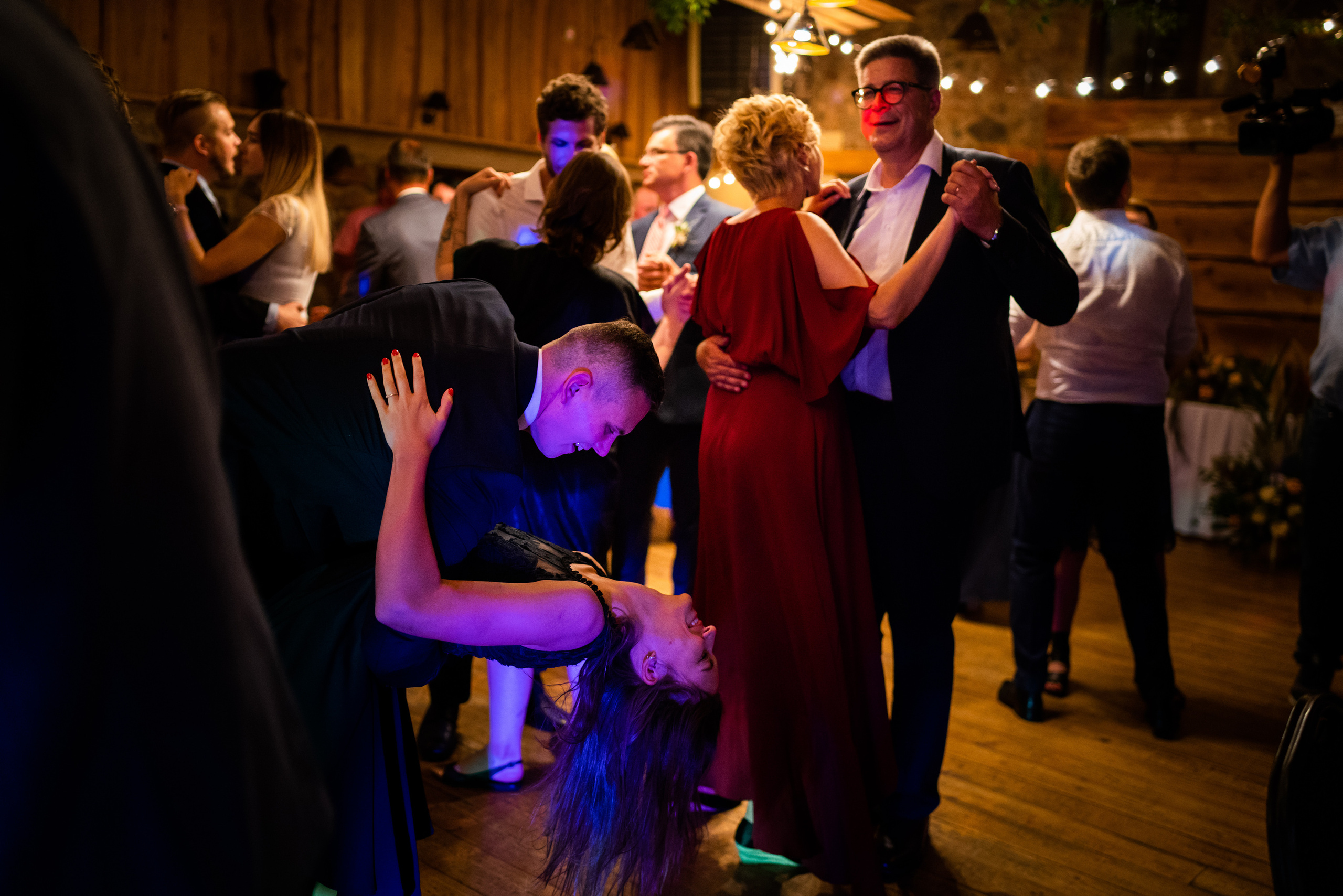 Kāzas Springšļu dzirnavās. ROLFS VENDIŅŠ - KĀZU FOTOGRĀFS | Rīgā un visā Latvijā