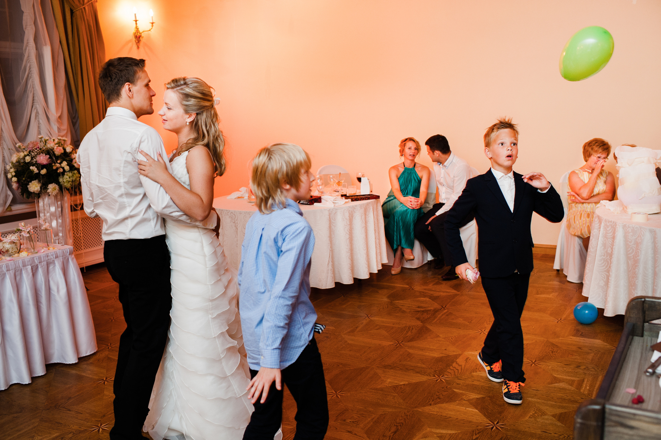 Kāzas Mālpils muižā. ROLFS VENDIŅŠ - KĀZU FOTOGRĀFS | Rīgā un visā Latvijā