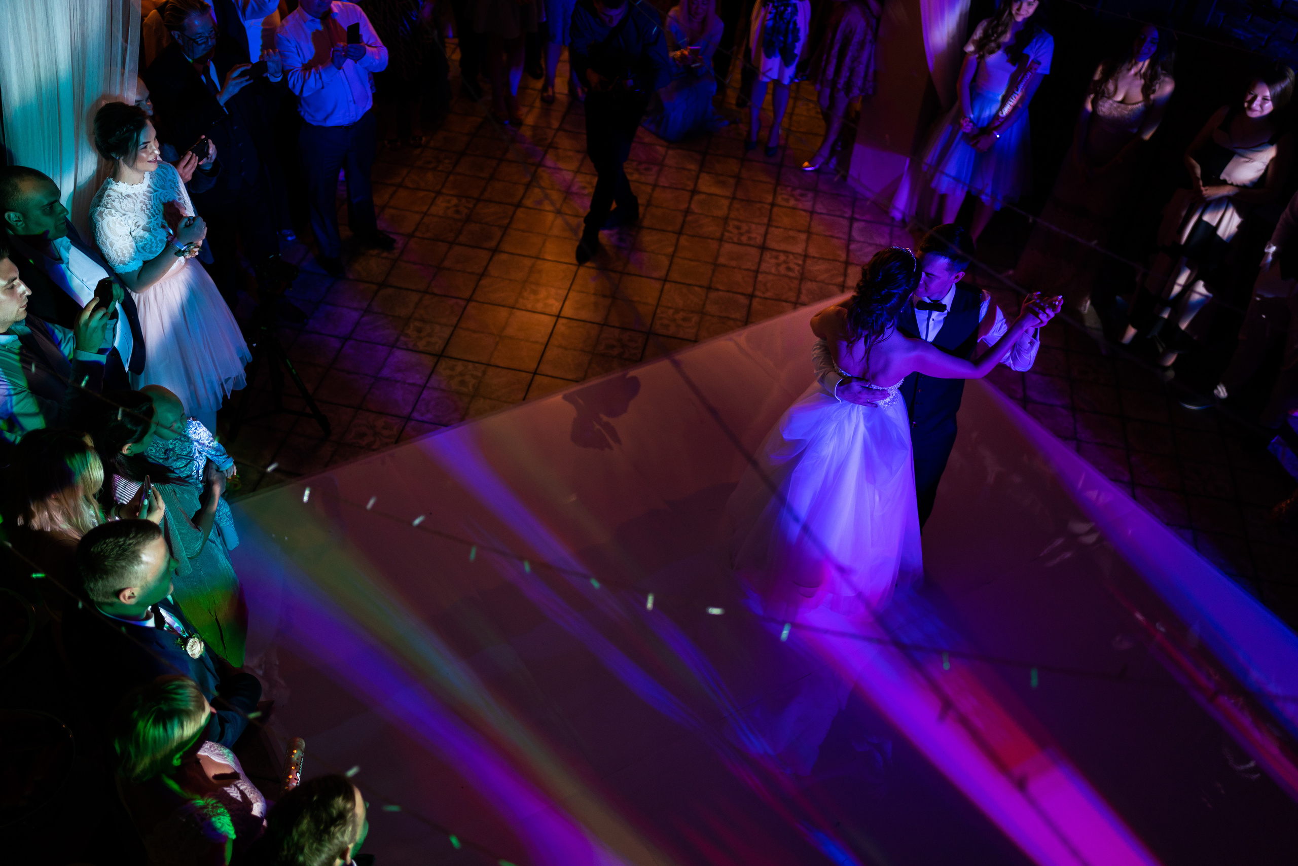 Kāzas viesu namā «Debesu bļoda». ROLFS VENDIŅŠ - KĀZU FOTOGRĀFS | Rīgā un visā Latvijā