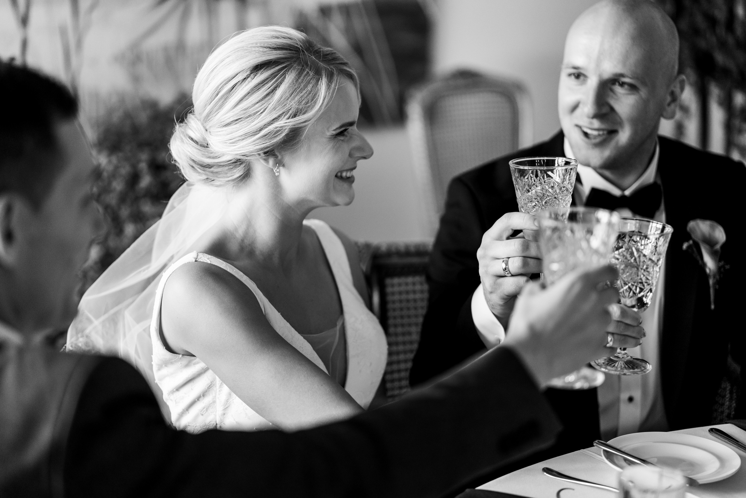 Kāzas Siguldā. ROLFS VENDIŅŠ - KĀZU FOTOGRĀFS | Rīgā un visā Latvijā