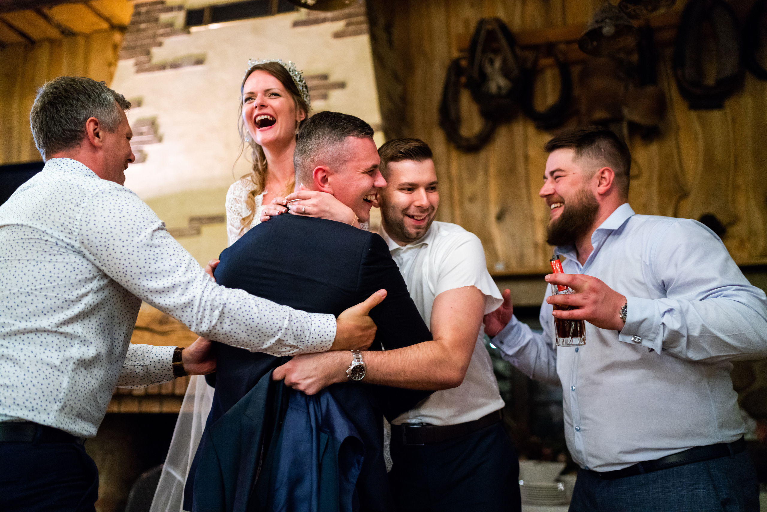 Kāzas Springšļu dzirnavās. ROLFS VENDIŅŠ - KĀZU FOTOGRĀFS | Rīgā un visā Latvijā