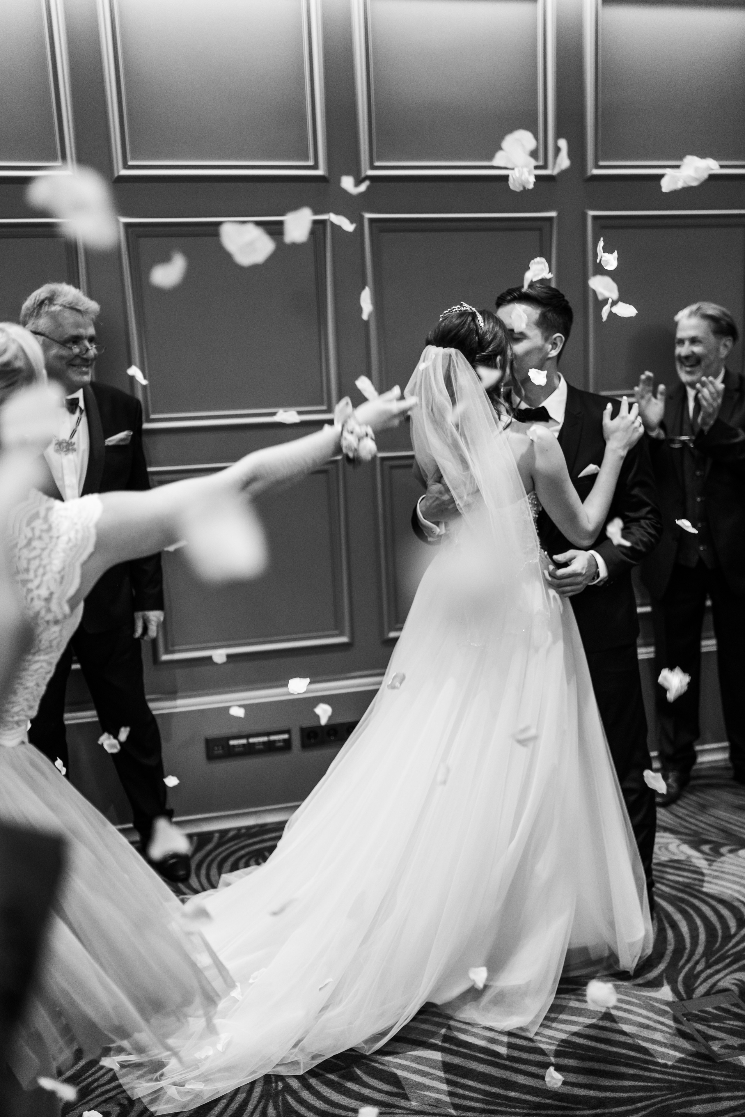 Kāzas viesu namā «Debesu bļoda». ROLFS VENDIŅŠ - KĀZU FOTOGRĀFS | Rīgā un visā Latvijā