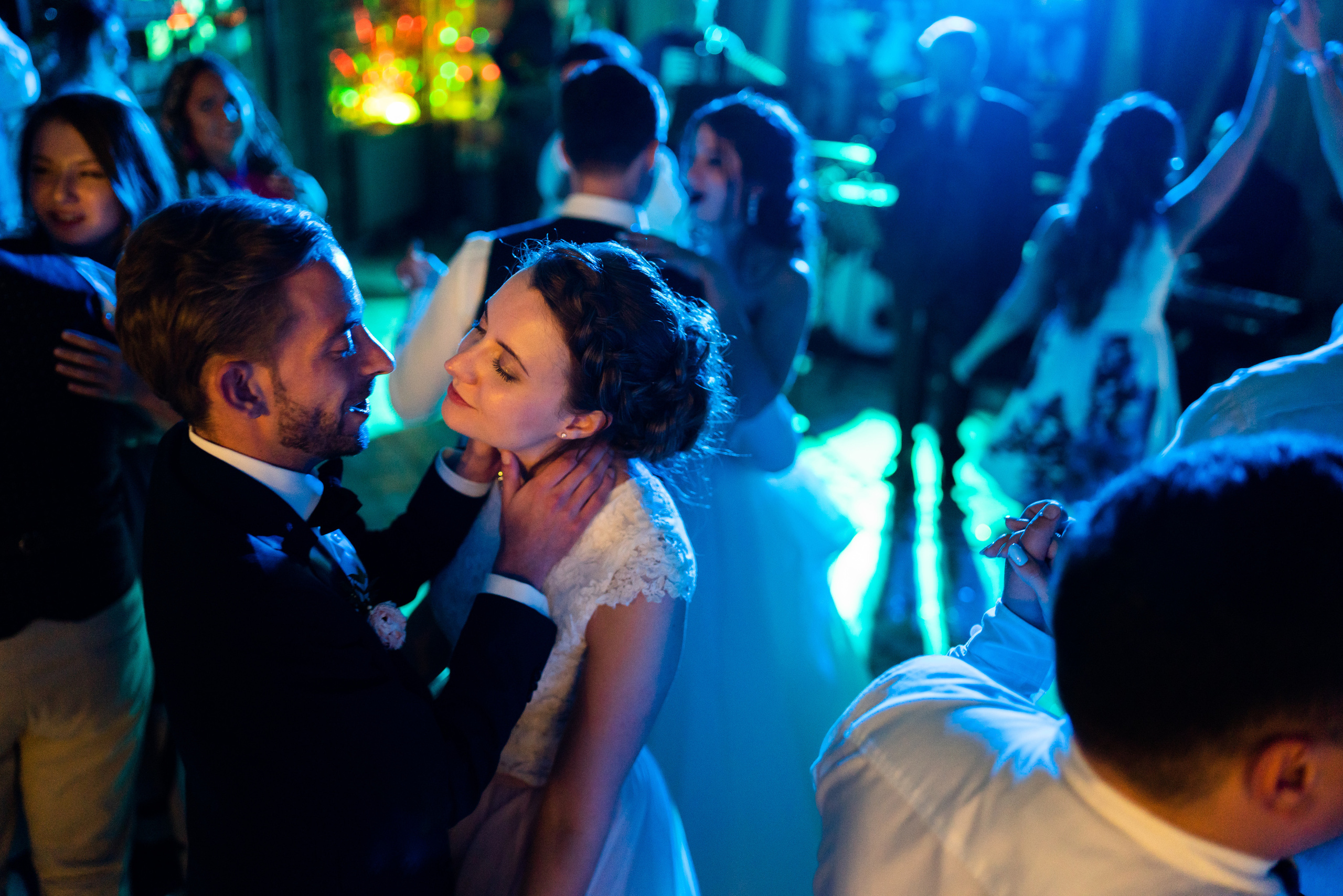 Kāzas viesu namā «Debesu bļoda». ROLFS VENDIŅŠ - KĀZU FOTOGRĀFS | Rīgā un visā Latvijā