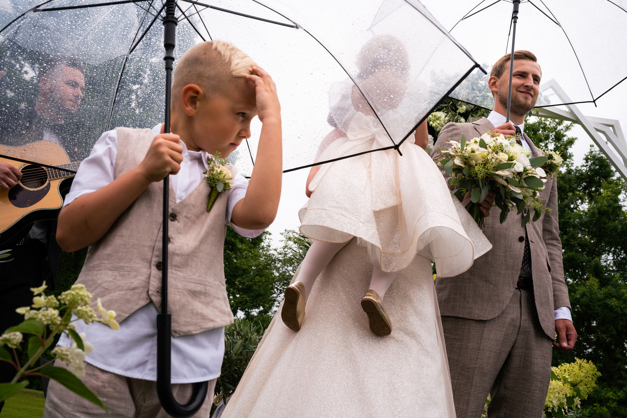 Kāzas viesu namā «Bēršas». ROLFS VENDIŅŠ - KĀZU FOTOGRĀFS | Rīgā un visā Latvijā
