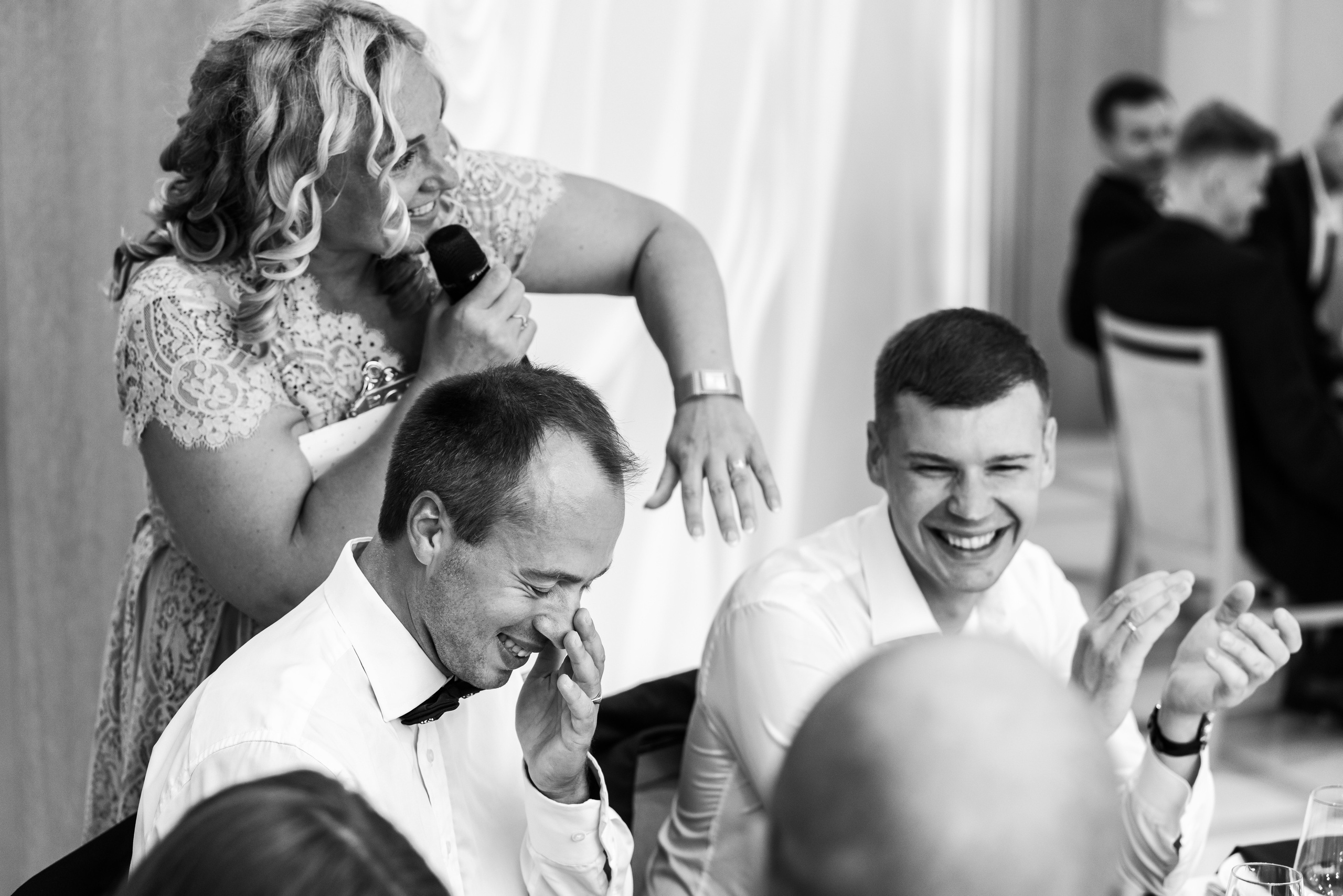 Kāzas viesu namā «Svētku pils». ROLFS VENDIŅŠ - KĀZU FOTOGRĀFS | Rīgā un visā Latvijā