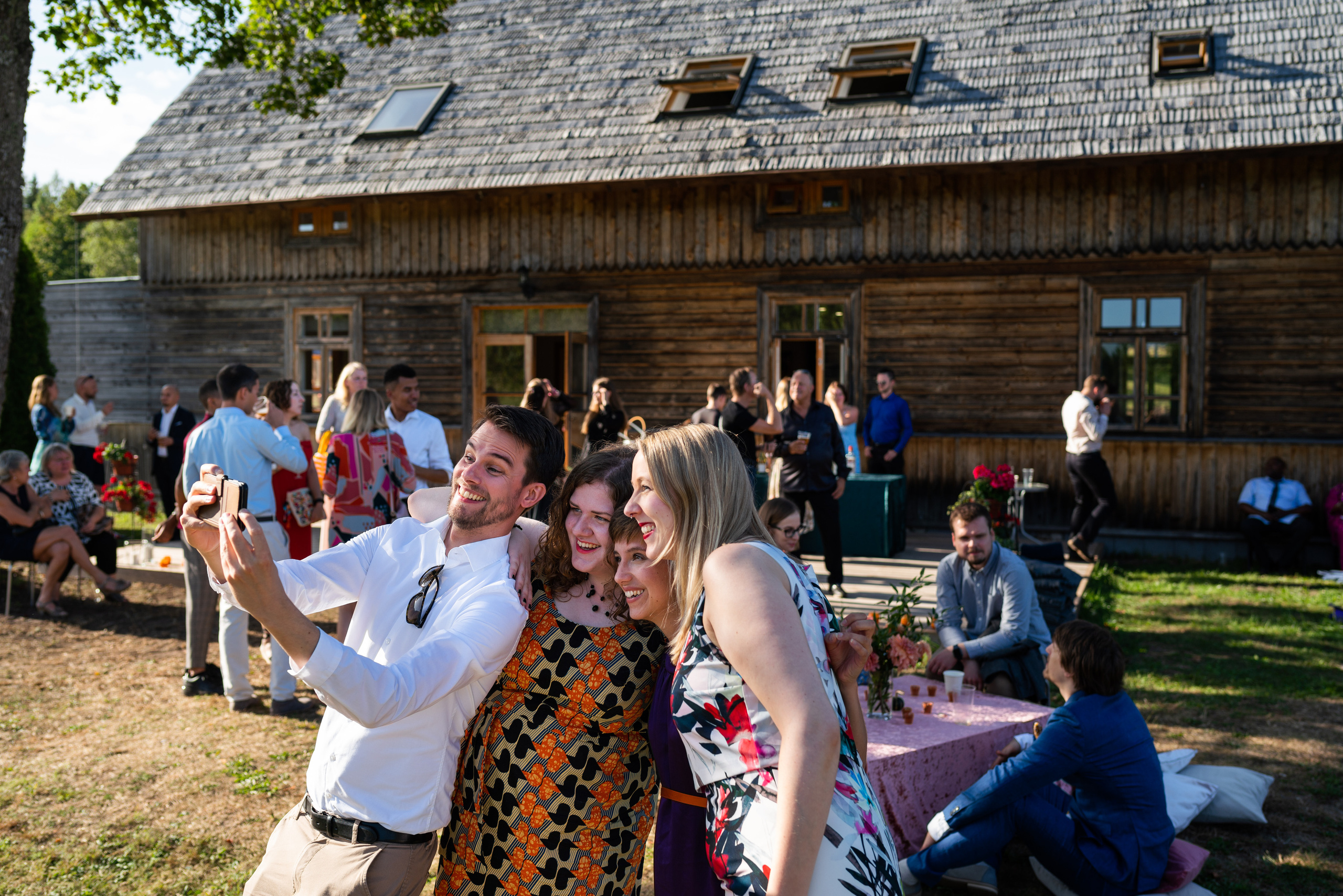 Kāzas viesu namā «Rezidence Kurzeme». ROLFS VENDIŅŠ - KĀZU FOTOGRĀFS | Rīgā un visā Latvijā