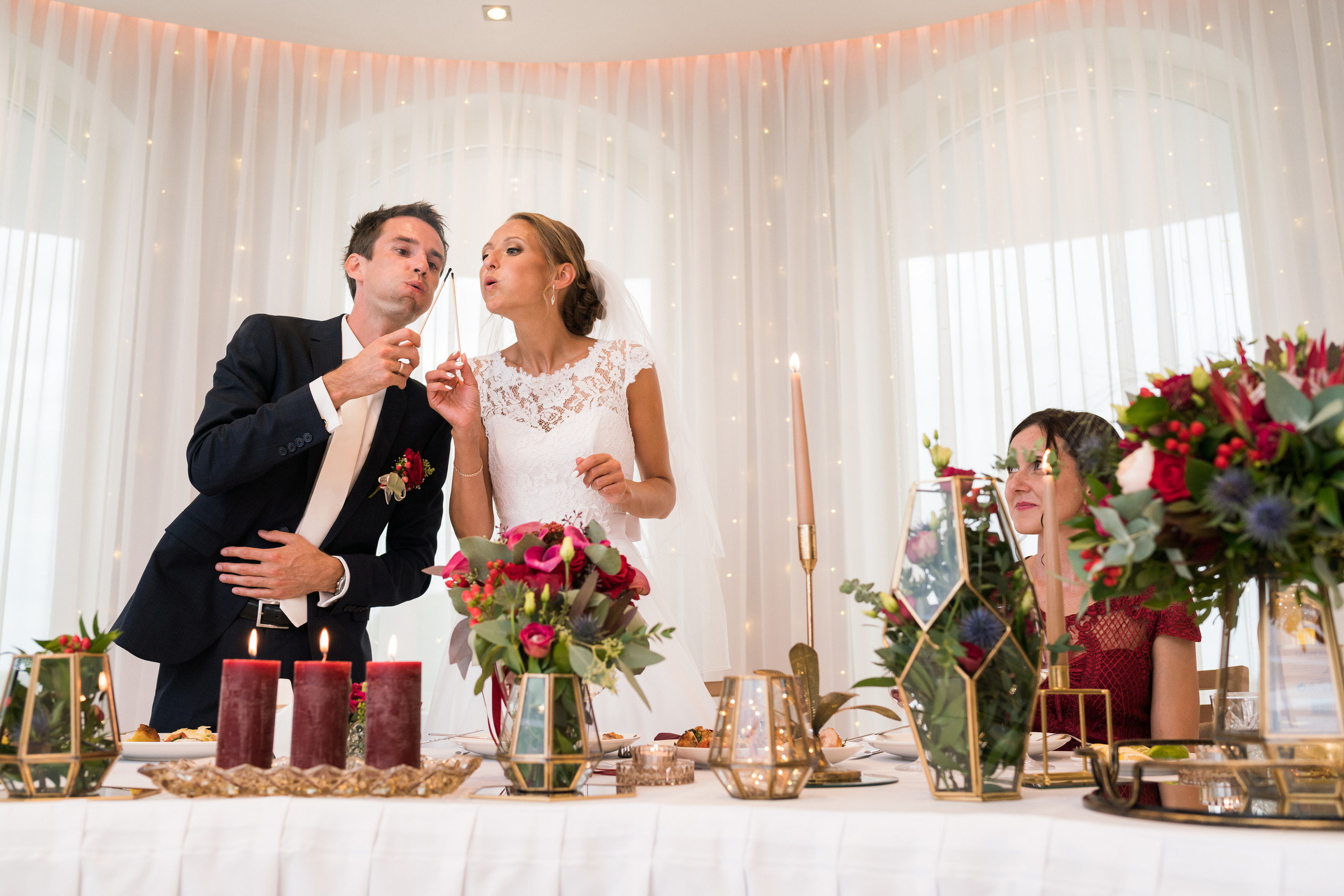 Kāzas viesu namā «Svētku pils». ROLFS VENDIŅŠ - KĀZU FOTOGRĀFS | Rīgā un visā Latvijā