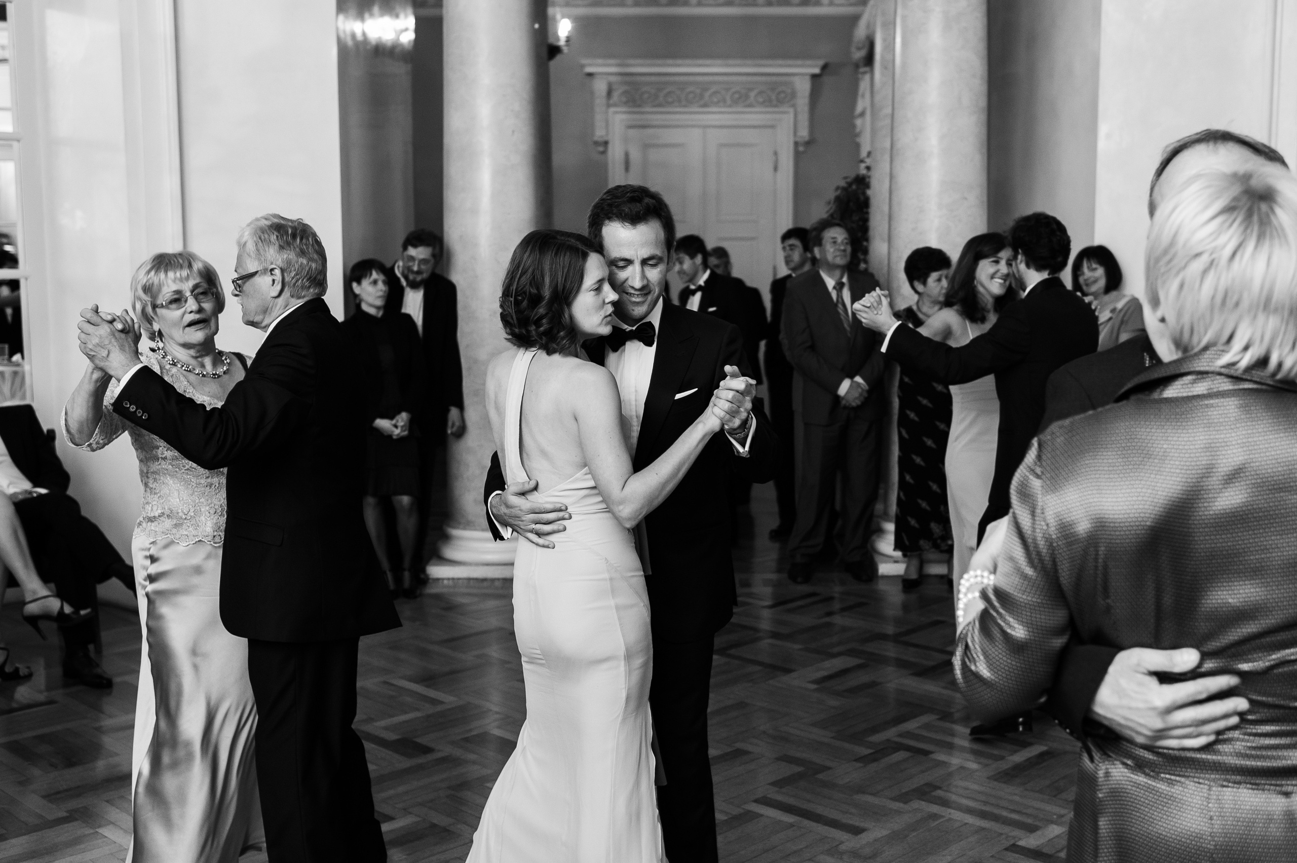 Kāzas Mežotnes pilī. ROLFS VENDIŅŠ - KĀZU FOTOGRĀFS | Rīgā un visā Latvijā