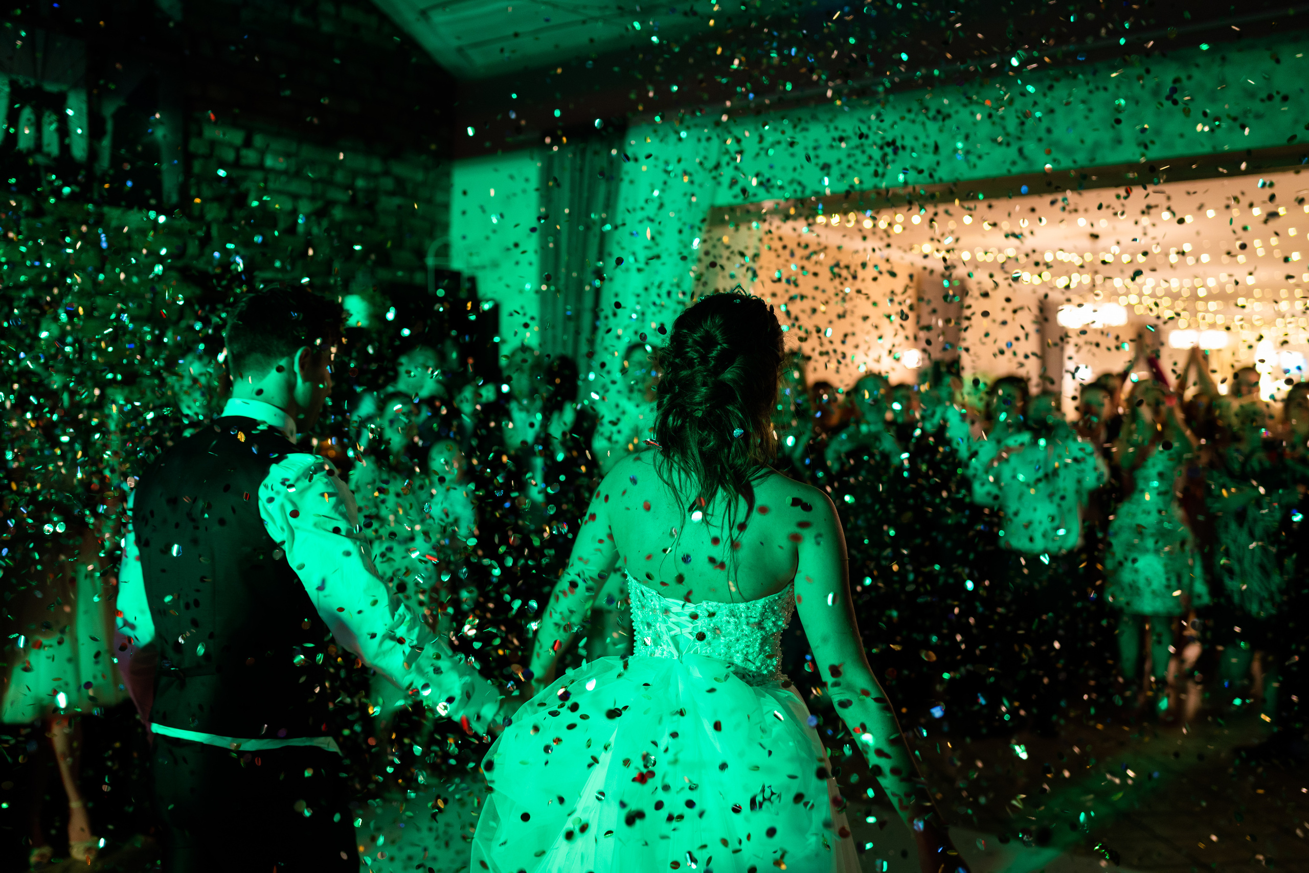 Kāzas viesu namā «Debesu bļoda». ROLFS VENDIŅŠ - KĀZU FOTOGRĀFS | Rīgā un visā Latvijā