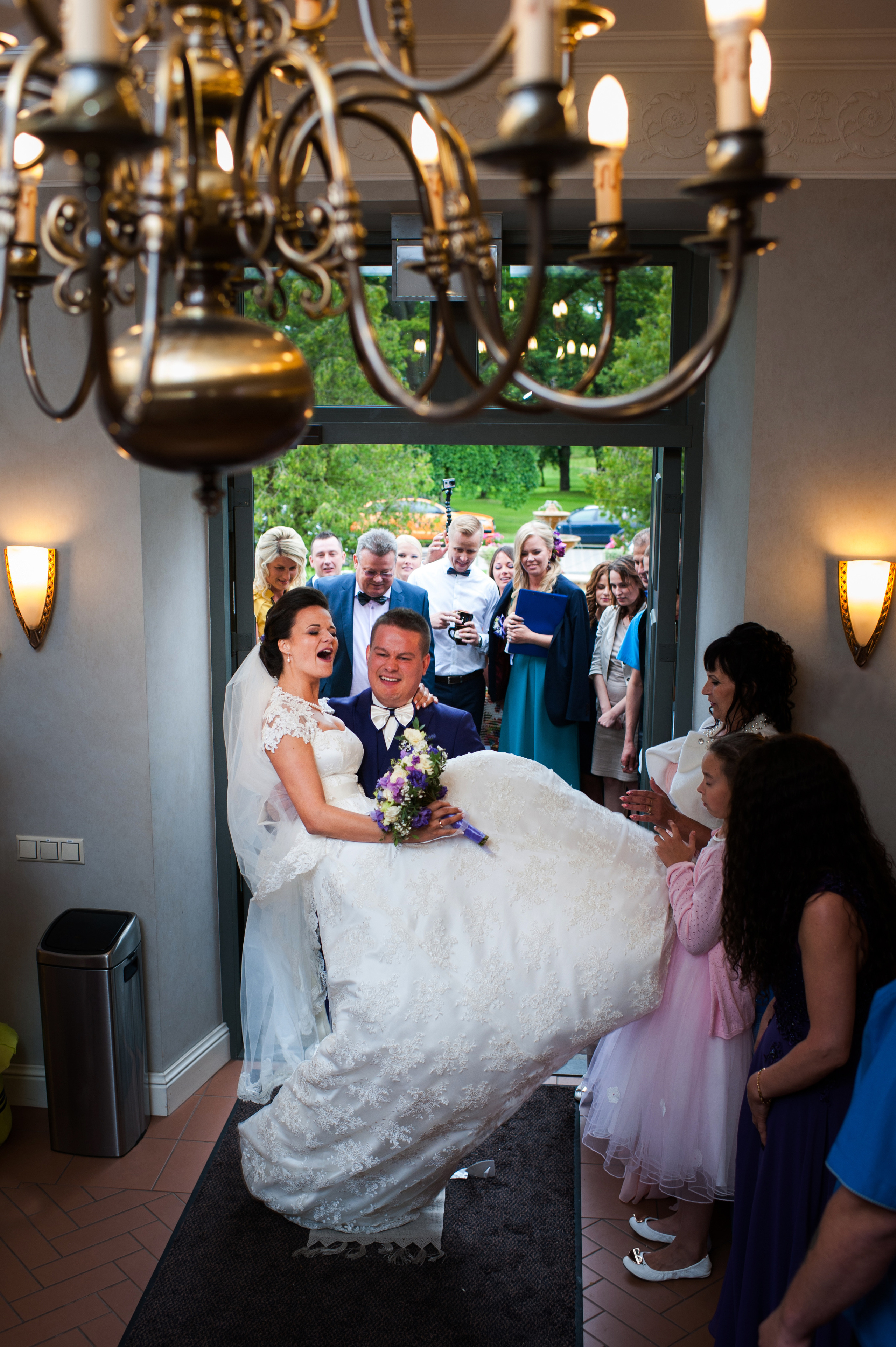 Kāzas Skrundas muižā. ROLFS VENDIŅŠ - KĀZU FOTOGRĀFS | Rīgā un visā Latvijā