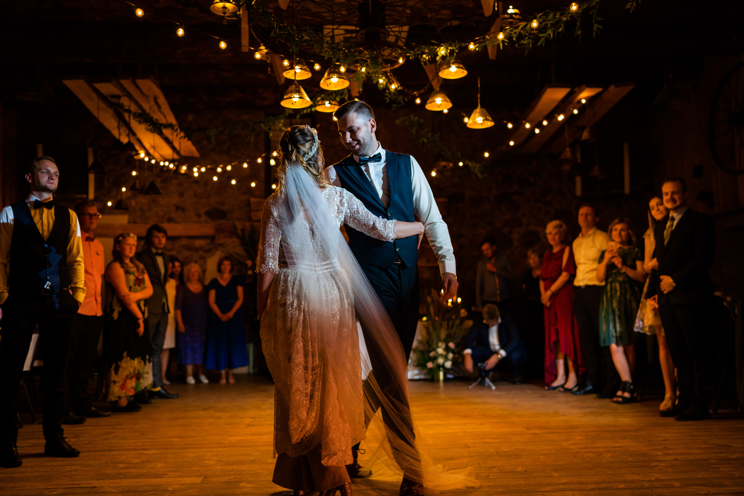 Kāzas Springšļu dzirnavās. ROLFS VENDIŅŠ - KĀZU FOTOGRĀFS | Rīgā un visā Latvijā