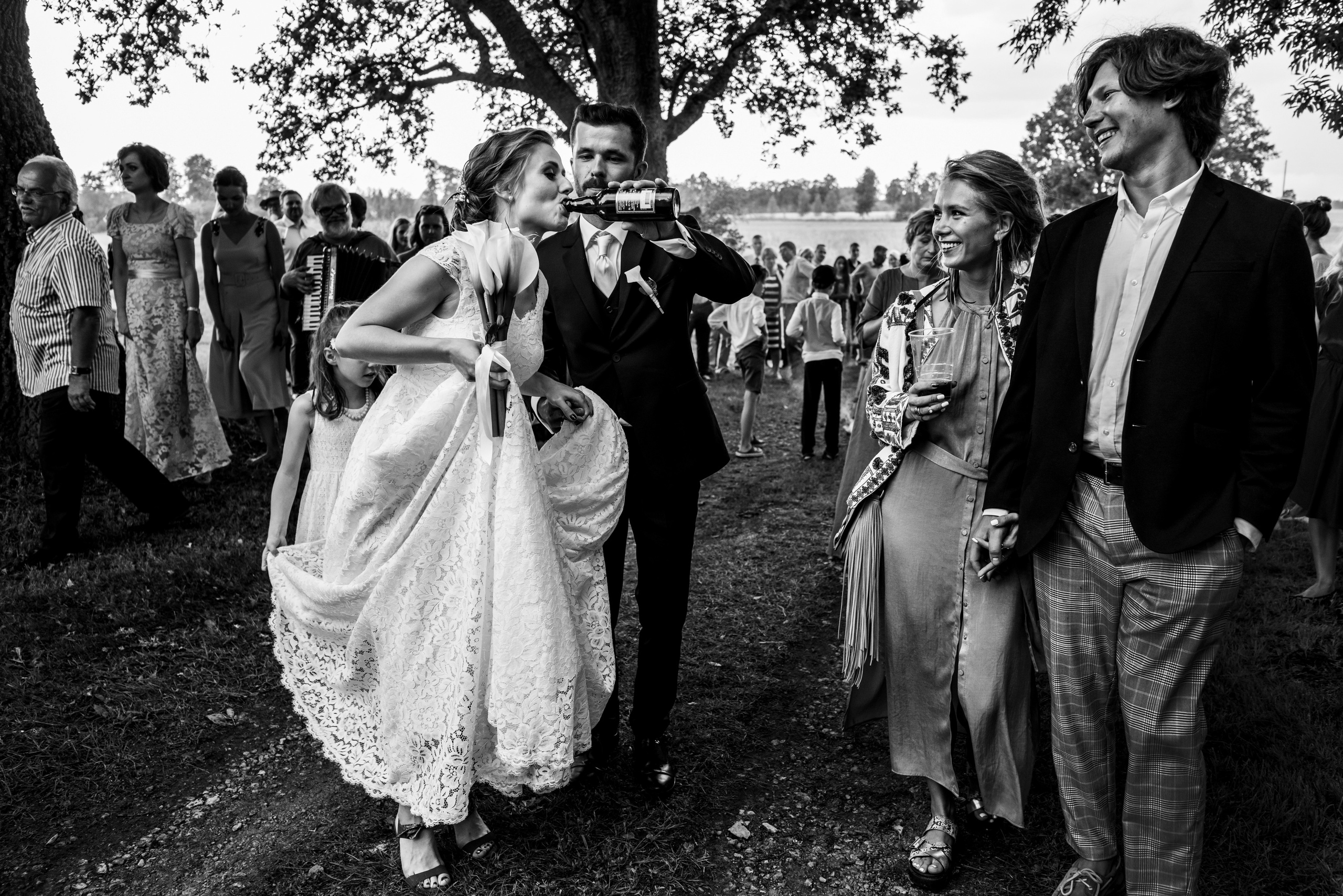 Kāzas lauku stilā. ROLFS VENDIŅŠ - KĀZU FOTOGRĀFS | Rīgā un visā Latvijā