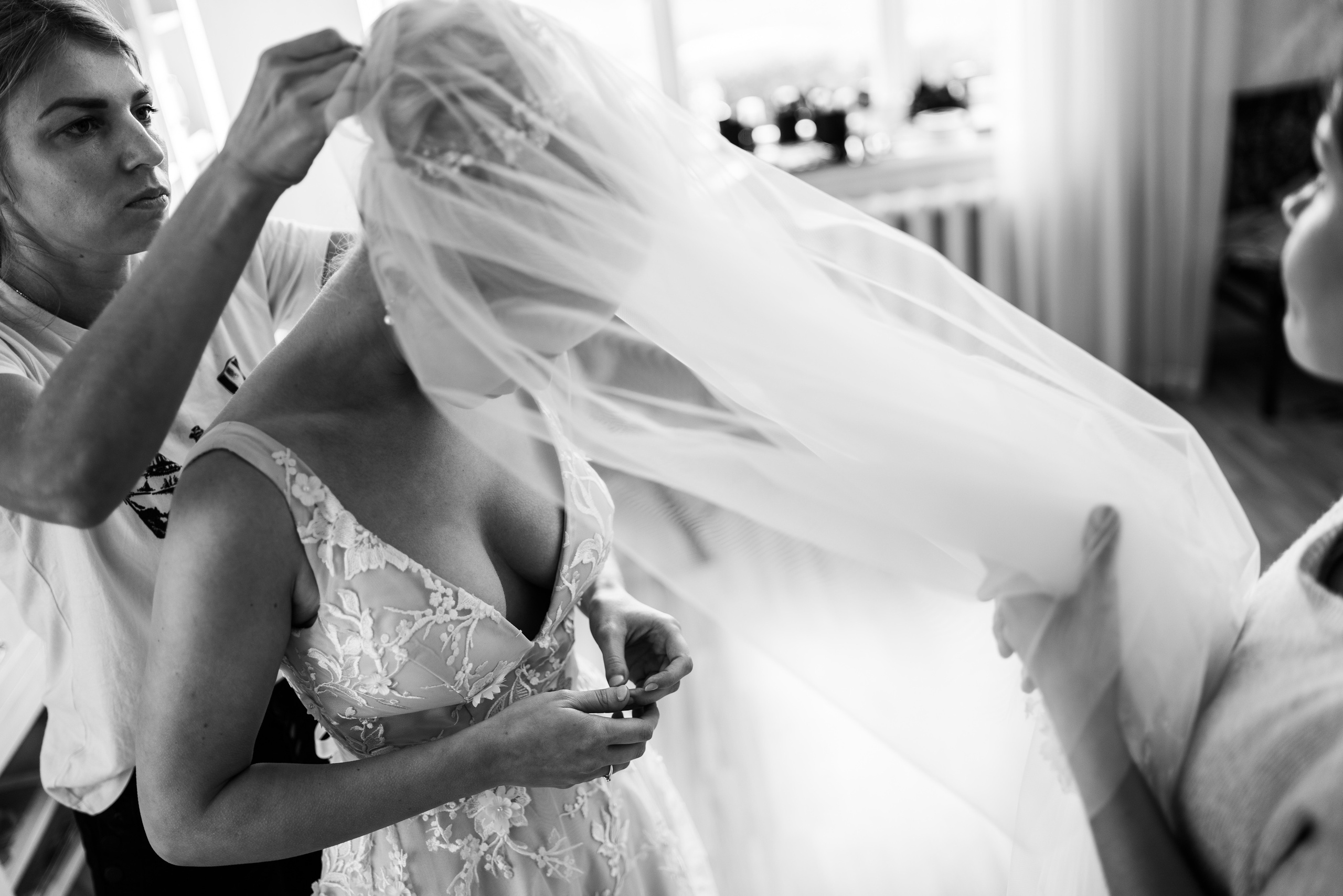 Kāzas Kuldīgā. ROLFS VENDIŅŠ - KĀZU FOTOGRĀFS | Rīgā un visā Latvijā