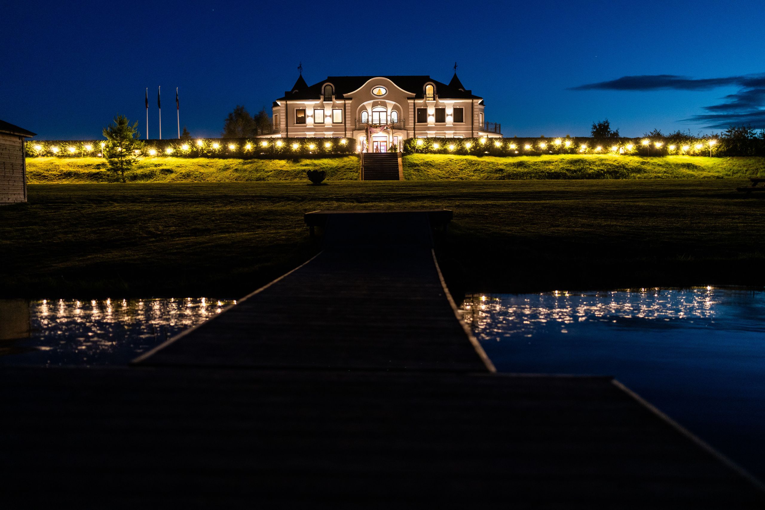 Kāzas viesu namā «Svētku pils». ROLFS VENDIŅŠ - KĀZU FOTOGRĀFS | Rīgā un visā Latvijā