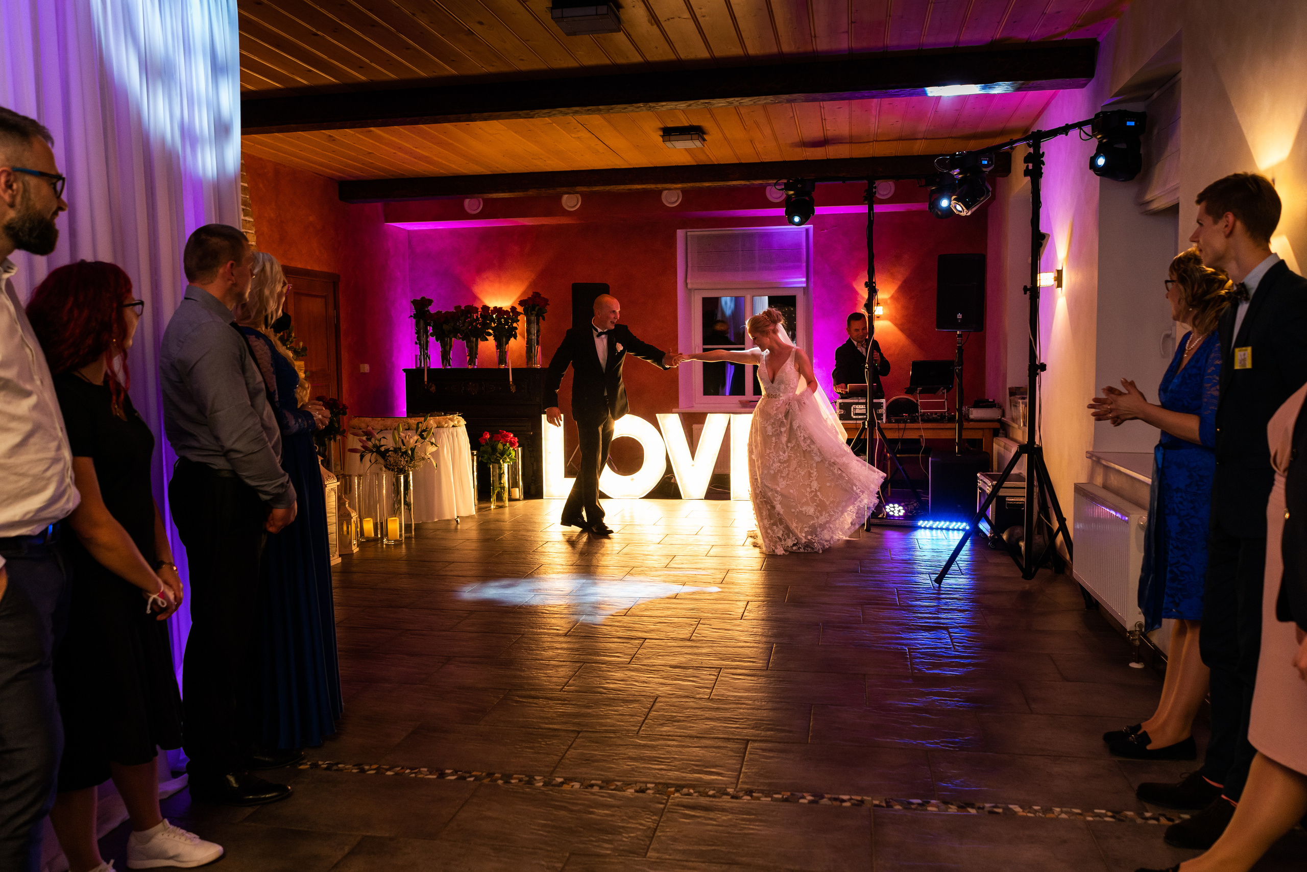 Kāzas Kuldīgā. ROLFS VENDIŅŠ - KĀZU FOTOGRĀFS | Rīgā un visā Latvijā