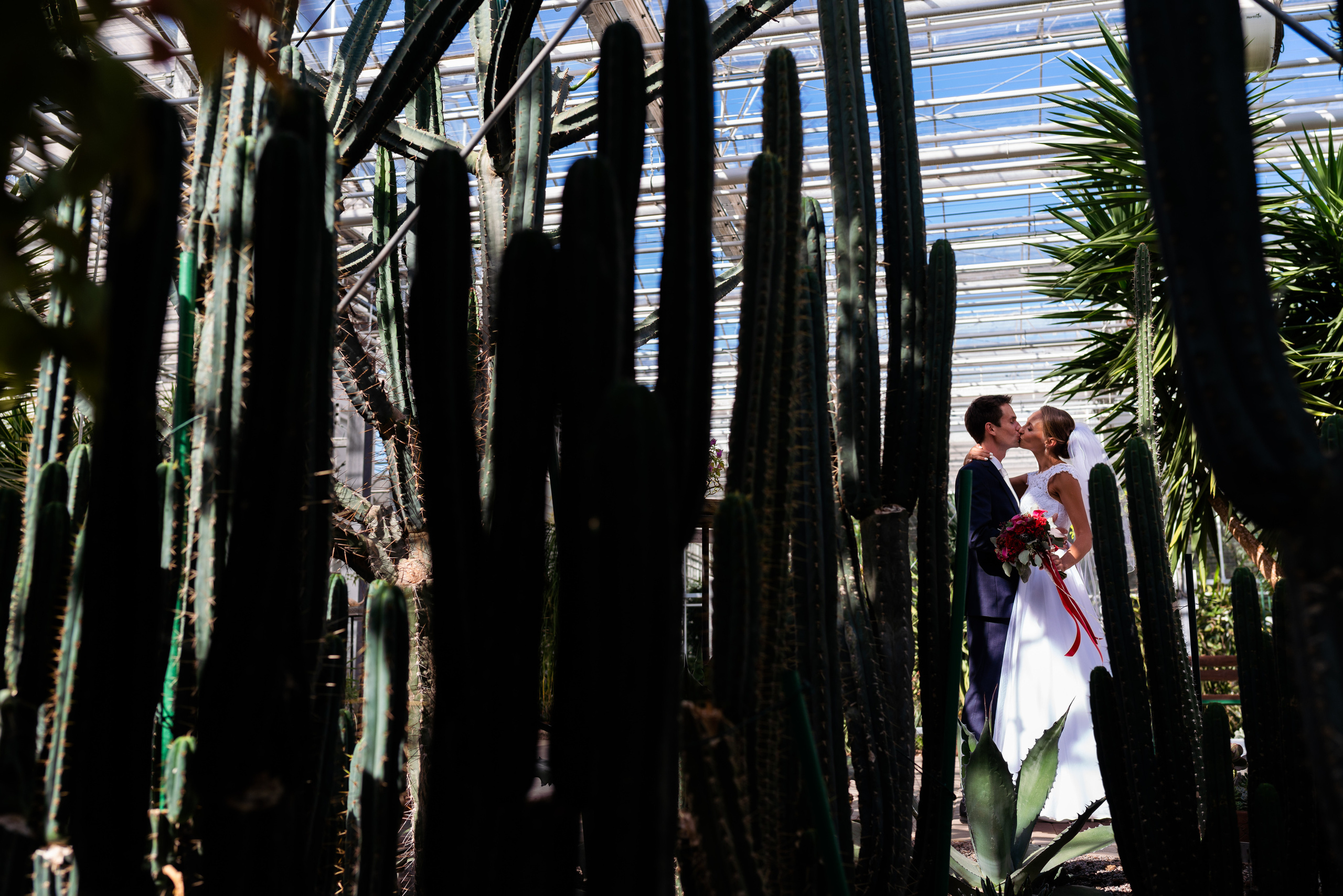 Kāzas viesu namā «Svētku pils». ROLFS VENDIŅŠ - KĀZU FOTOGRĀFS | Rīgā un visā Latvijā