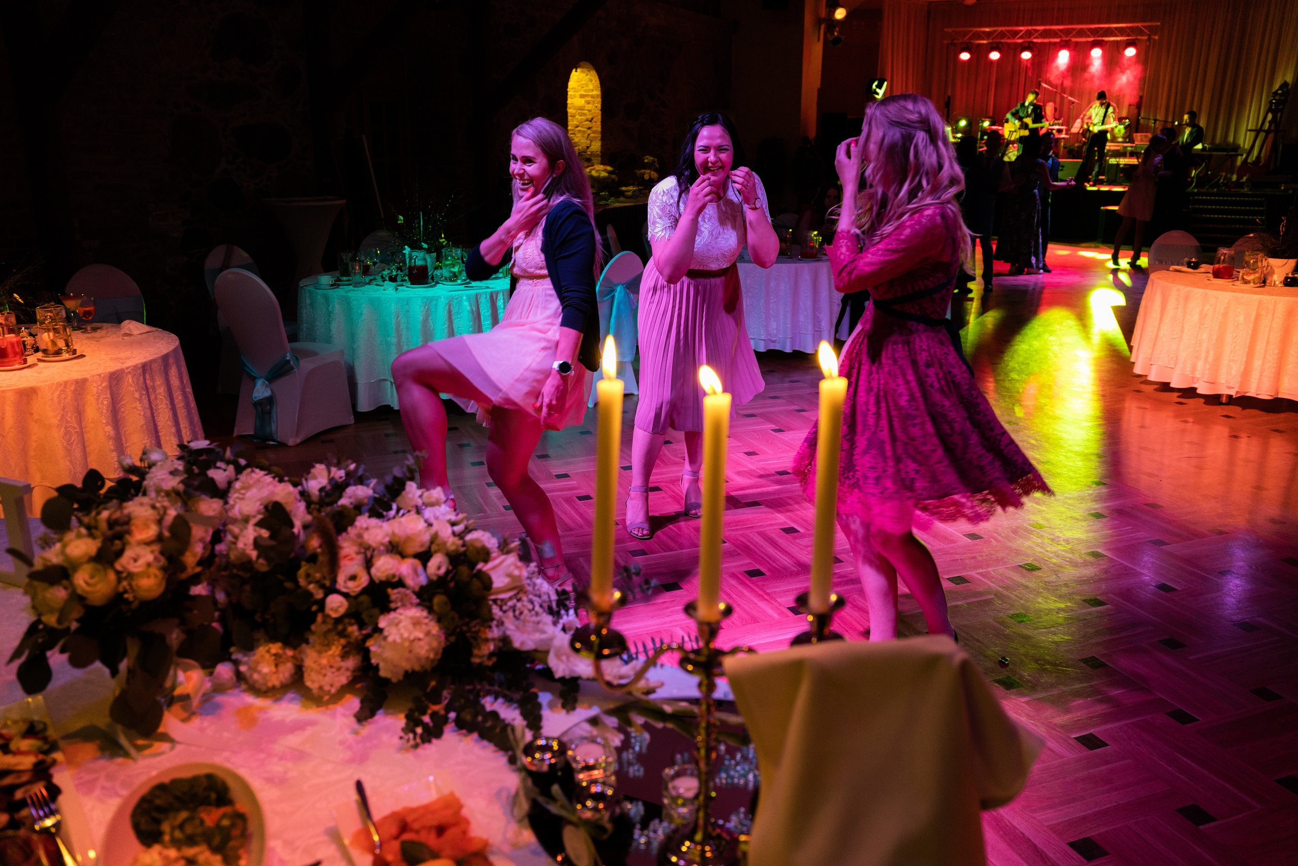 Kāzas Stāmerienas pilī. ROLFS VENDIŅŠ - KĀZU FOTOGRĀFS | Rīgā un visā Latvijā