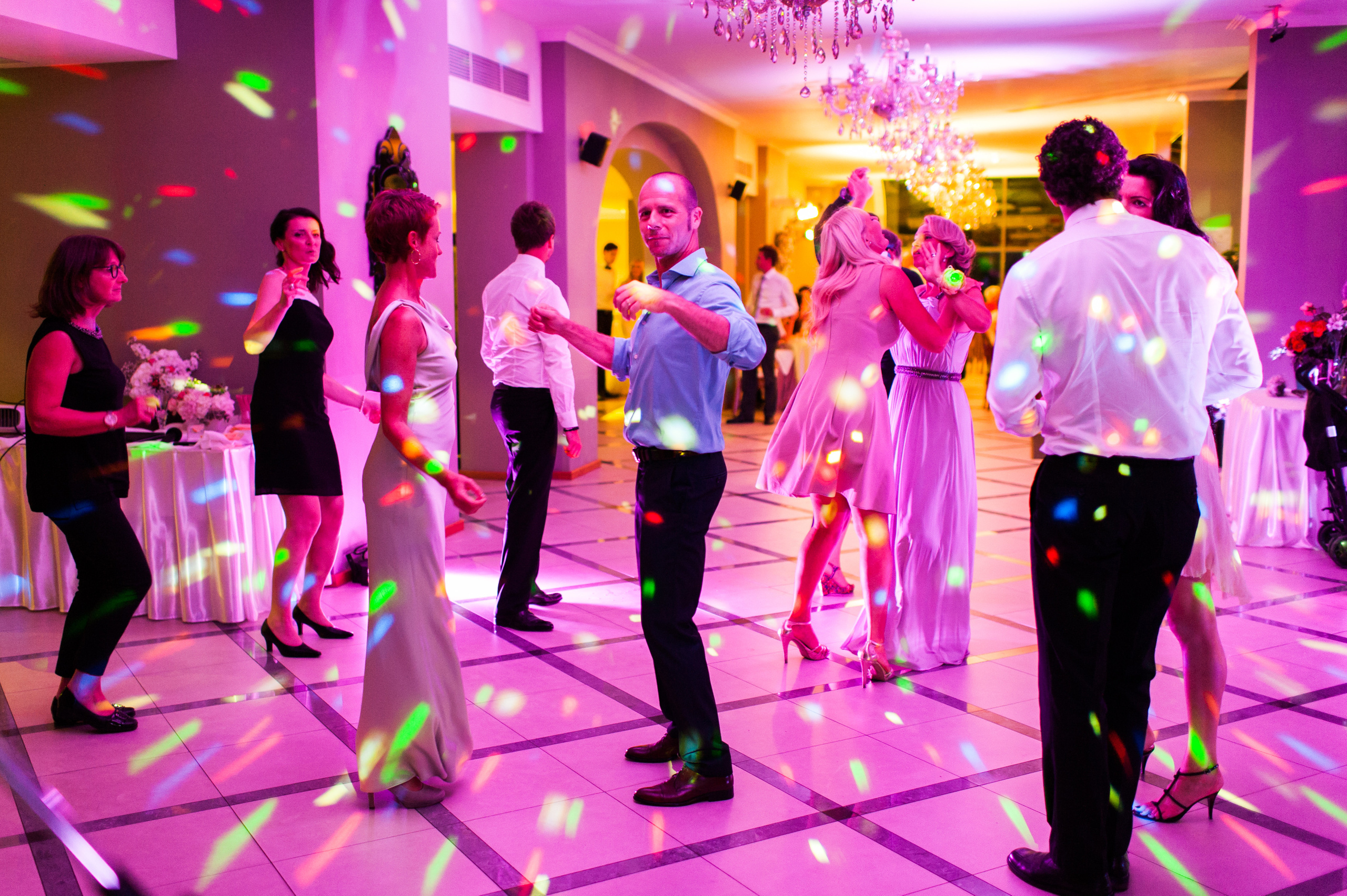 Kāzas kultūras pilī «Ziemeļblāzma». ROLFS VENDIŅŠ - KĀZU FOTOGRĀFS | Rīgā un visā Latvijā