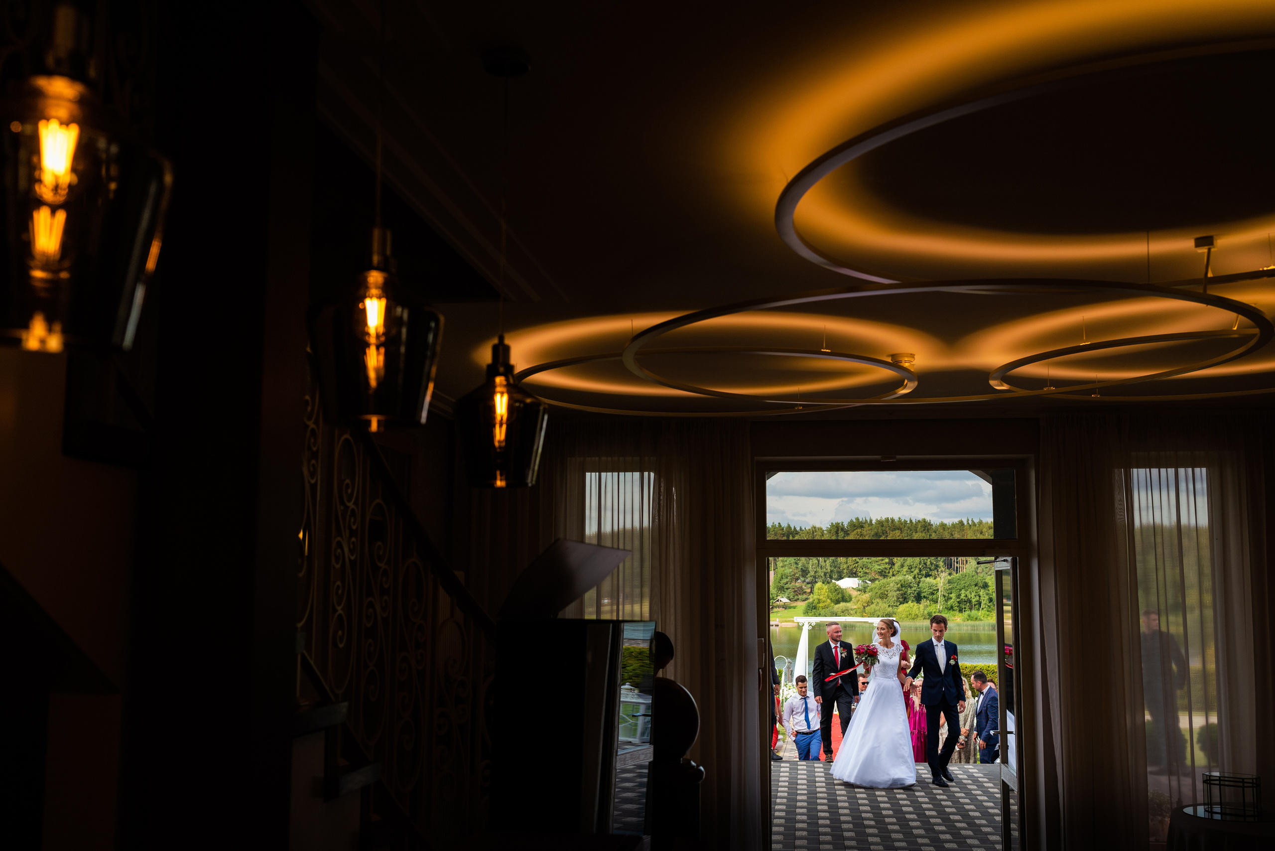 Kāzas viesu namā «Svētku pils». ROLFS VENDIŅŠ - KĀZU FOTOGRĀFS | Rīgā un visā Latvijā