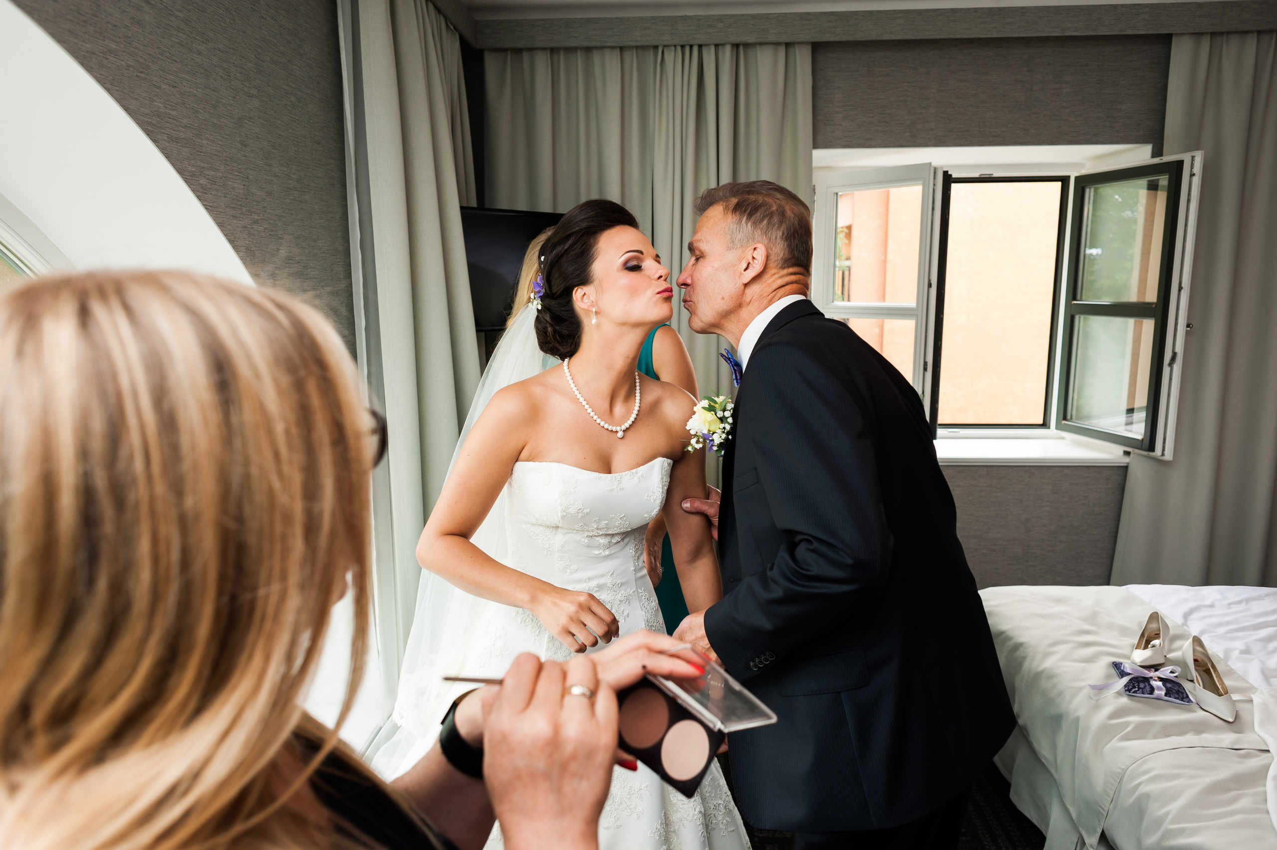 Kāzas Skrundas muižā. ROLFS VENDIŅŠ - KĀZU FOTOGRĀFS | Rīgā un visā Latvijā