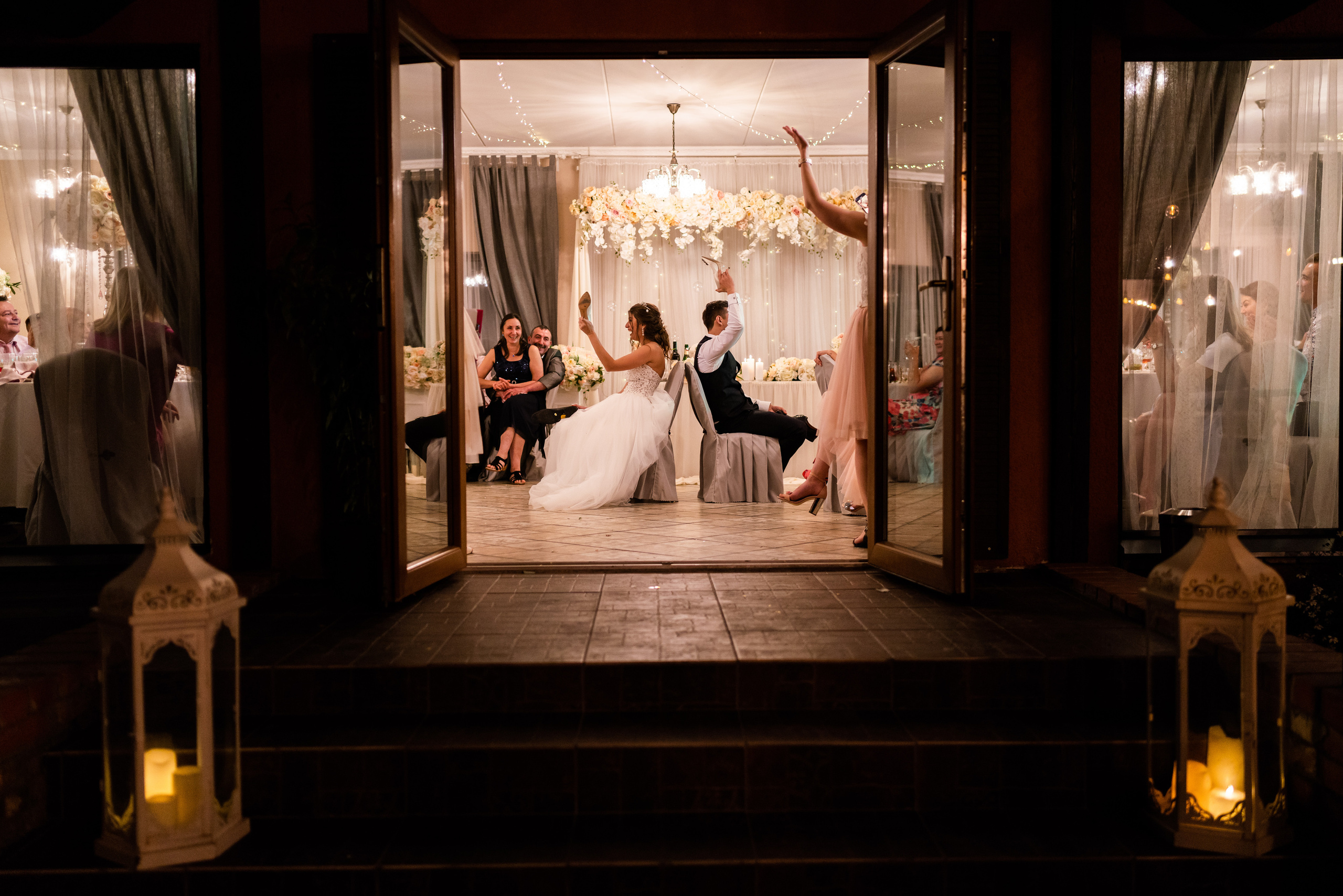 Kāzas viesu namā «Debesu bļoda». ROLFS VENDIŅŠ - KĀZU FOTOGRĀFS | Rīgā un visā Latvijā