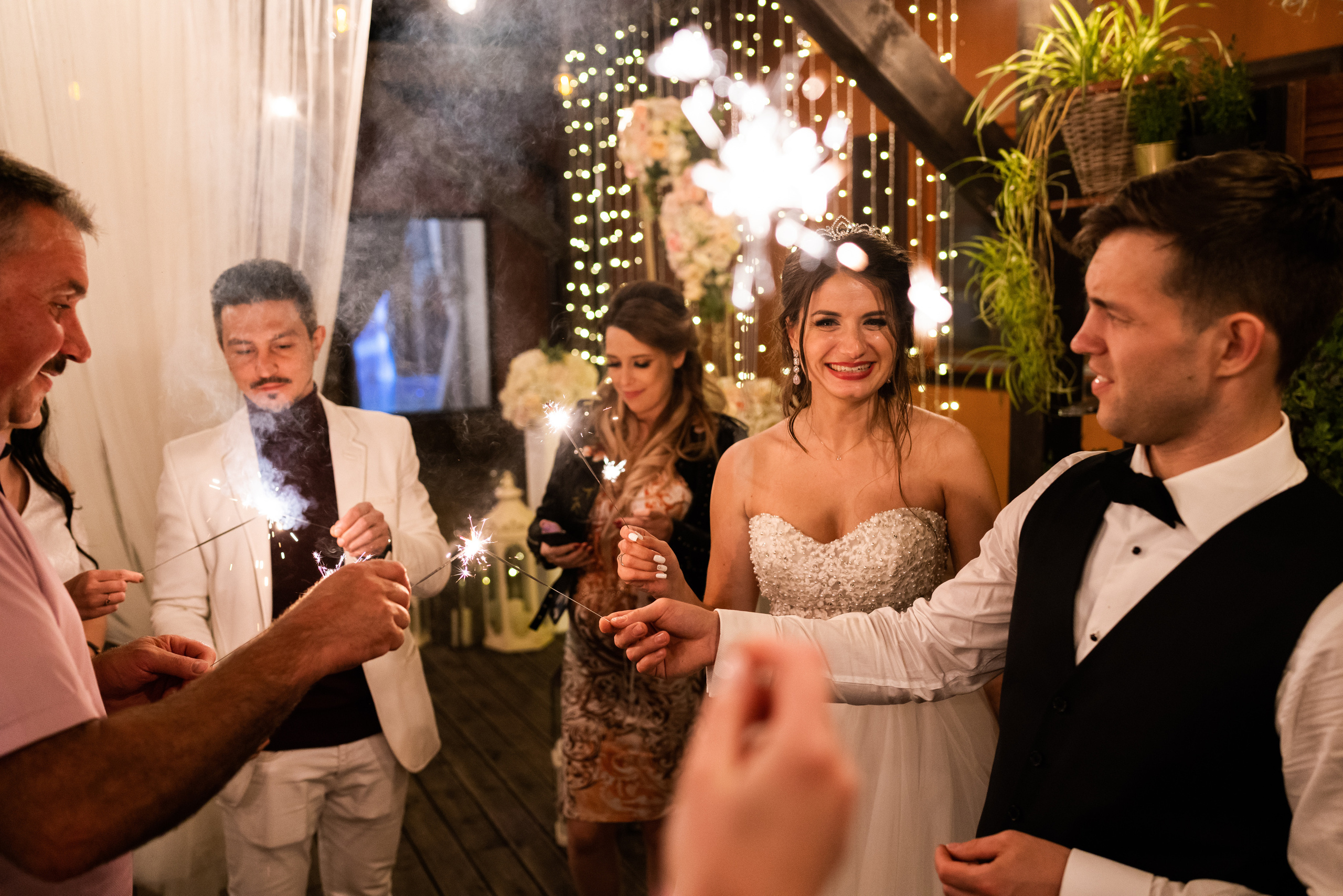 Kāzas viesu namā «Debesu bļoda». ROLFS VENDIŅŠ - KĀZU FOTOGRĀFS | Rīgā un visā Latvijā