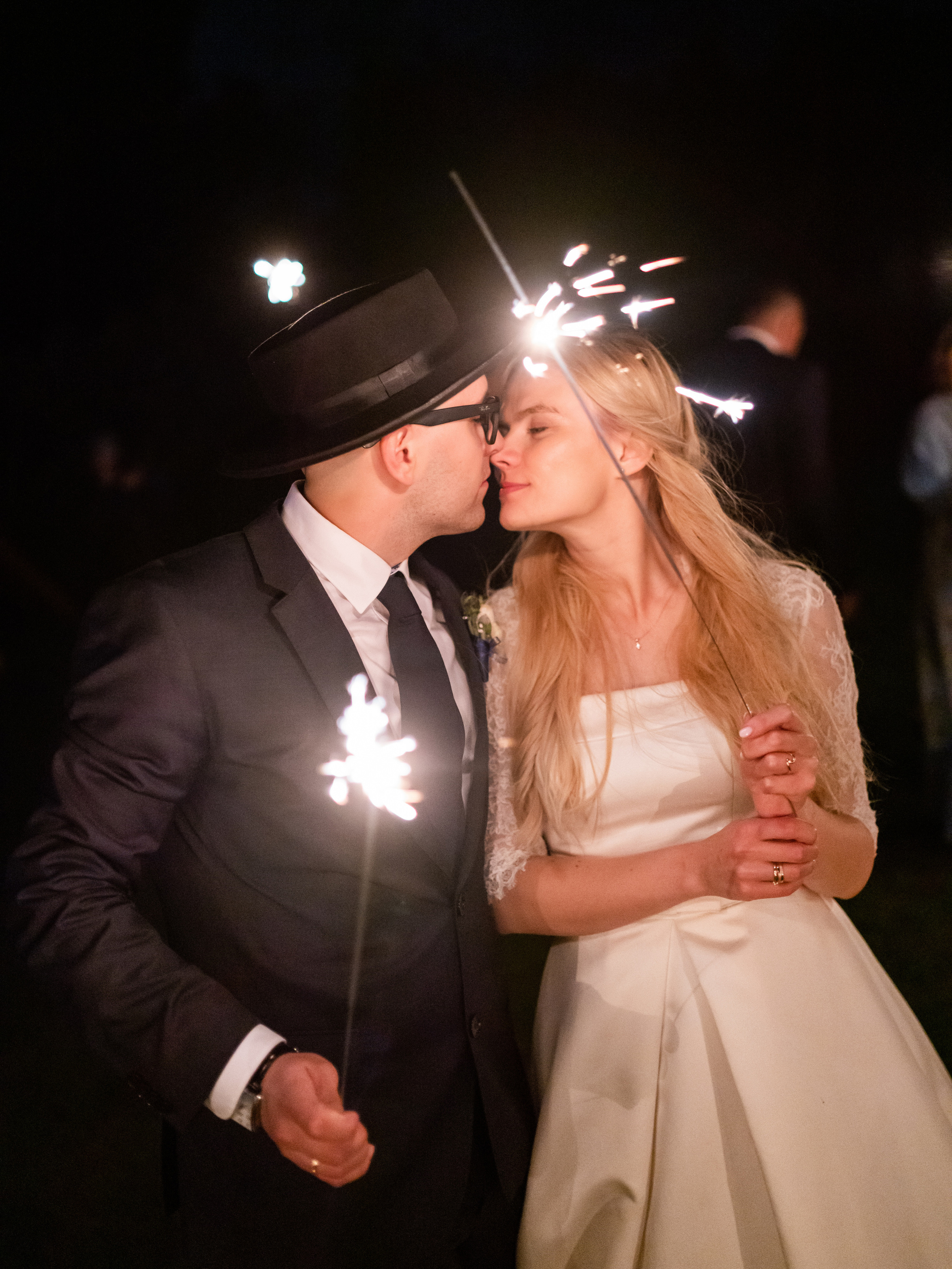 Kāzas Vecrīgā. ROLFS VENDIŅŠ - KĀZU FOTOGRĀFS | Rīgā un visā Latvijā