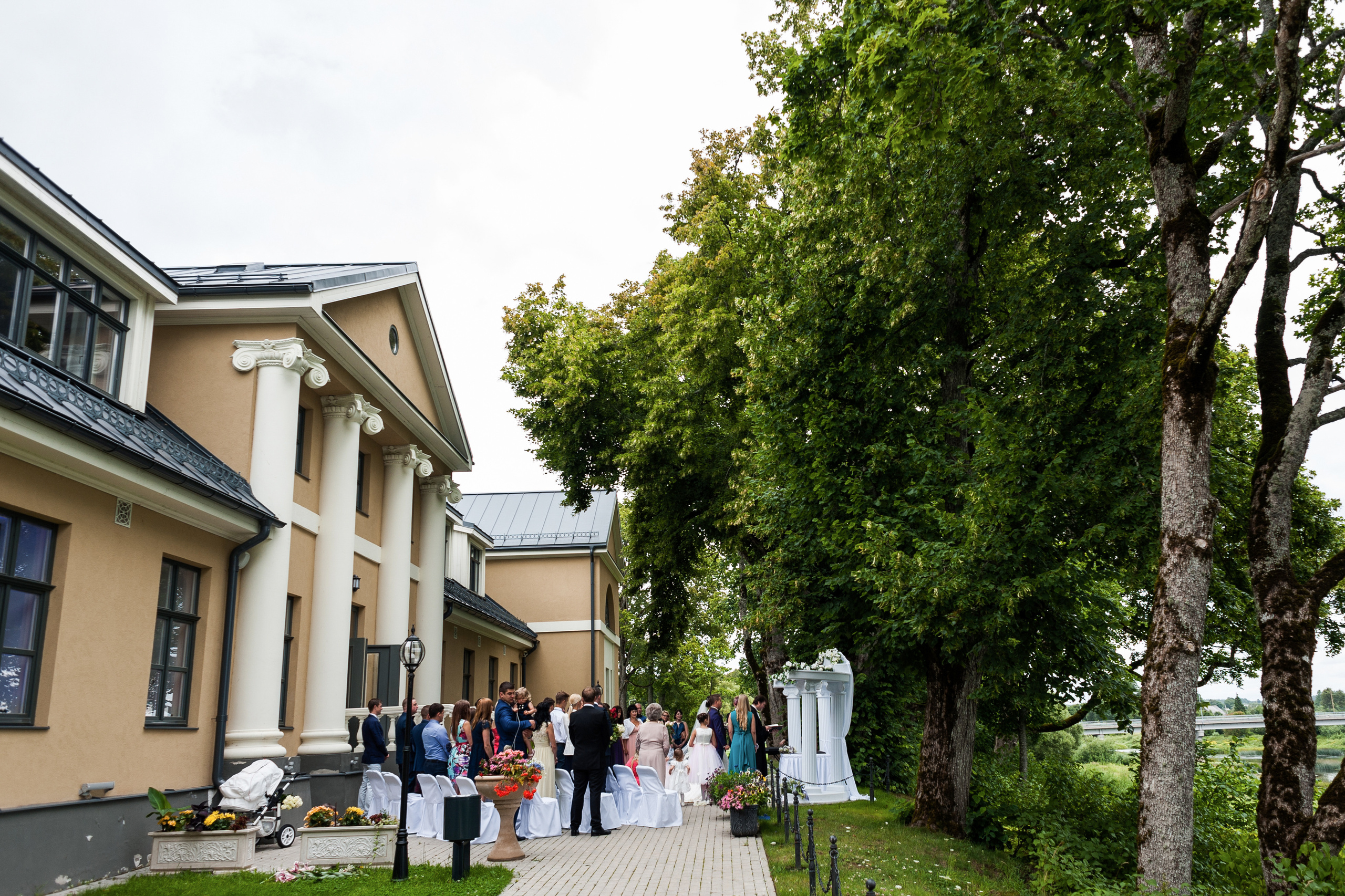 Kāzas Skrundas muižā. ROLFS VENDIŅŠ - KĀZU FOTOGRĀFS | Rīgā un visā Latvijā