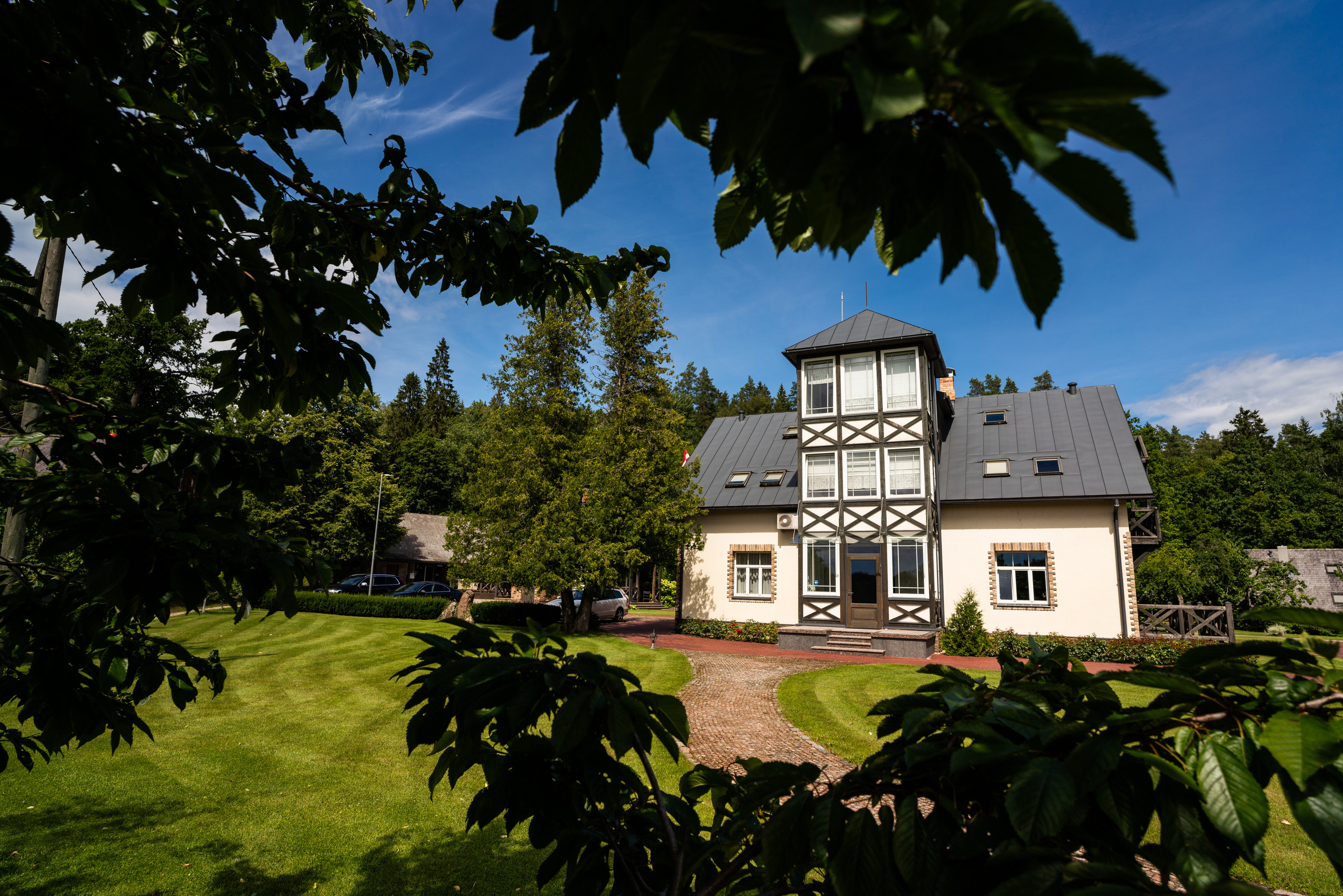 Kāzas viesu namā «Bēršas». ROLFS VENDIŅŠ - KĀZU FOTOGRĀFS | Rīgā un visā Latvijā
