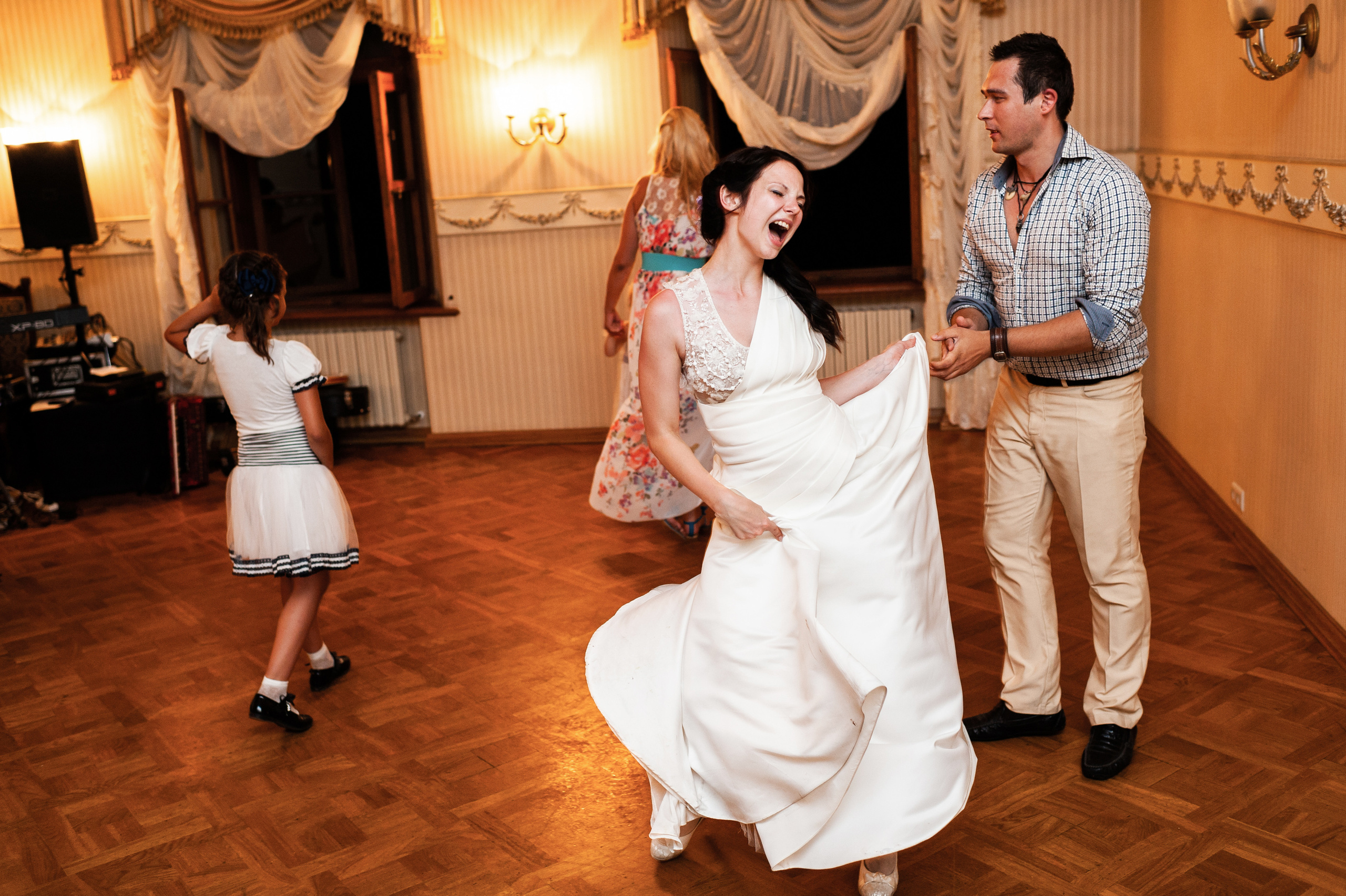 Kāzas Dikļu pilī. ROLFS VENDIŅŠ - KĀZU FOTOGRĀFS | Rīgā un visā Latvijā