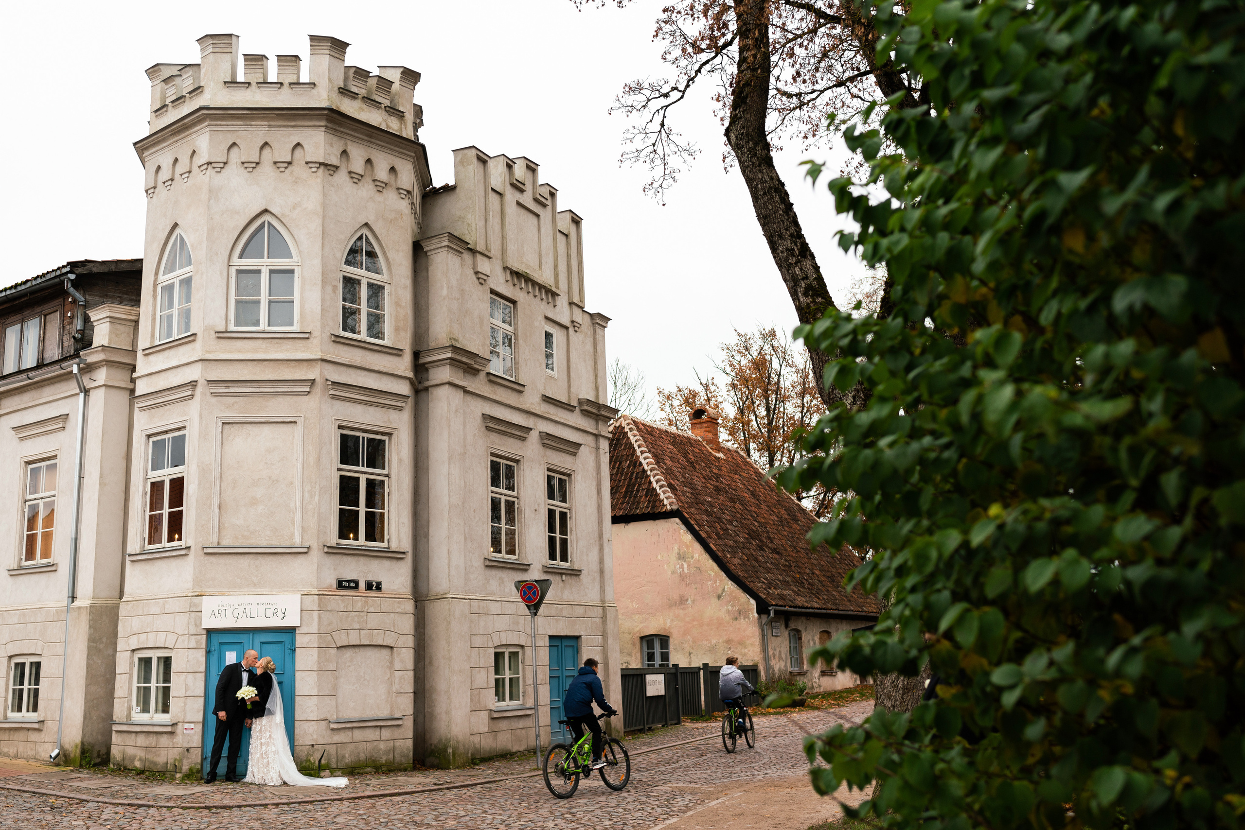 Kāzas Kuldīgā. ROLFS VENDIŅŠ - KĀZU FOTOGRĀFS | Rīgā un visā Latvijā