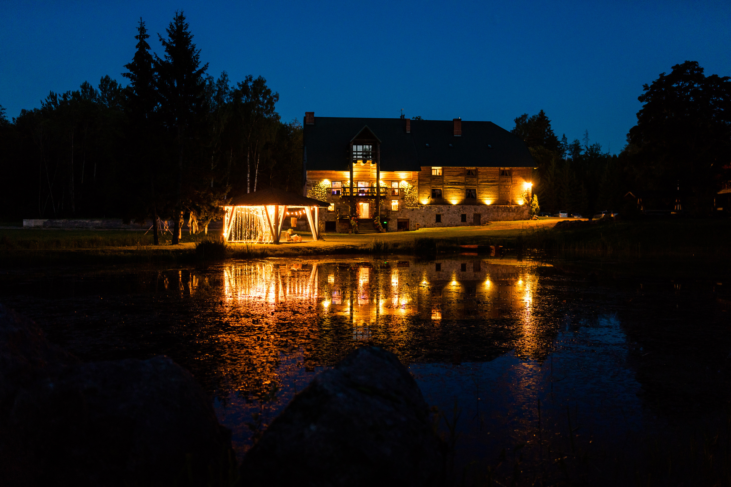 Kāzas Springšļu dzirnavās. ROLFS VENDIŅŠ - KĀZU FOTOGRĀFS | Rīgā un visā Latvijā