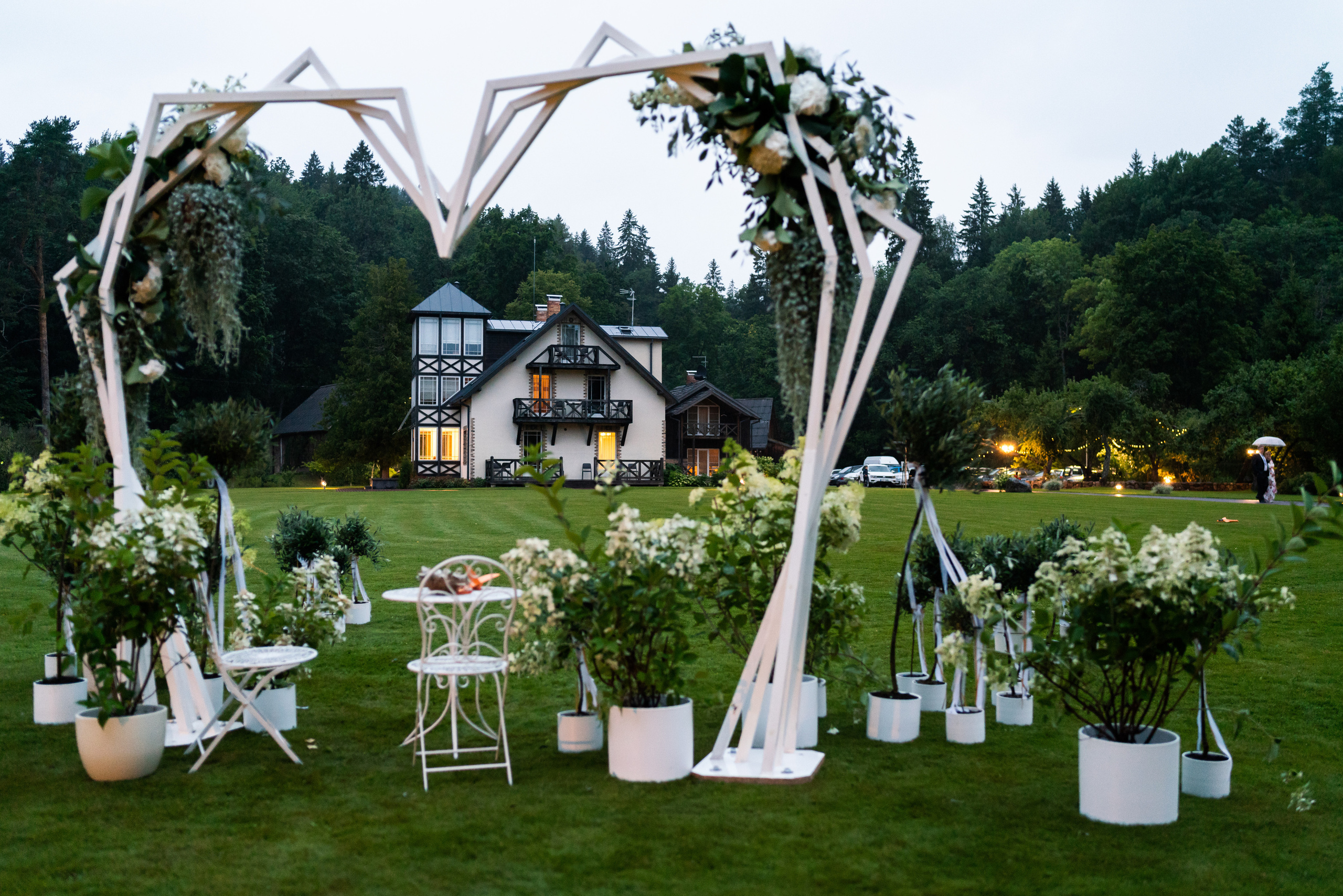 Kāzas viesu namā «Bēršas». ROLFS VENDIŅŠ - KĀZU FOTOGRĀFS | Rīgā un visā Latvijā