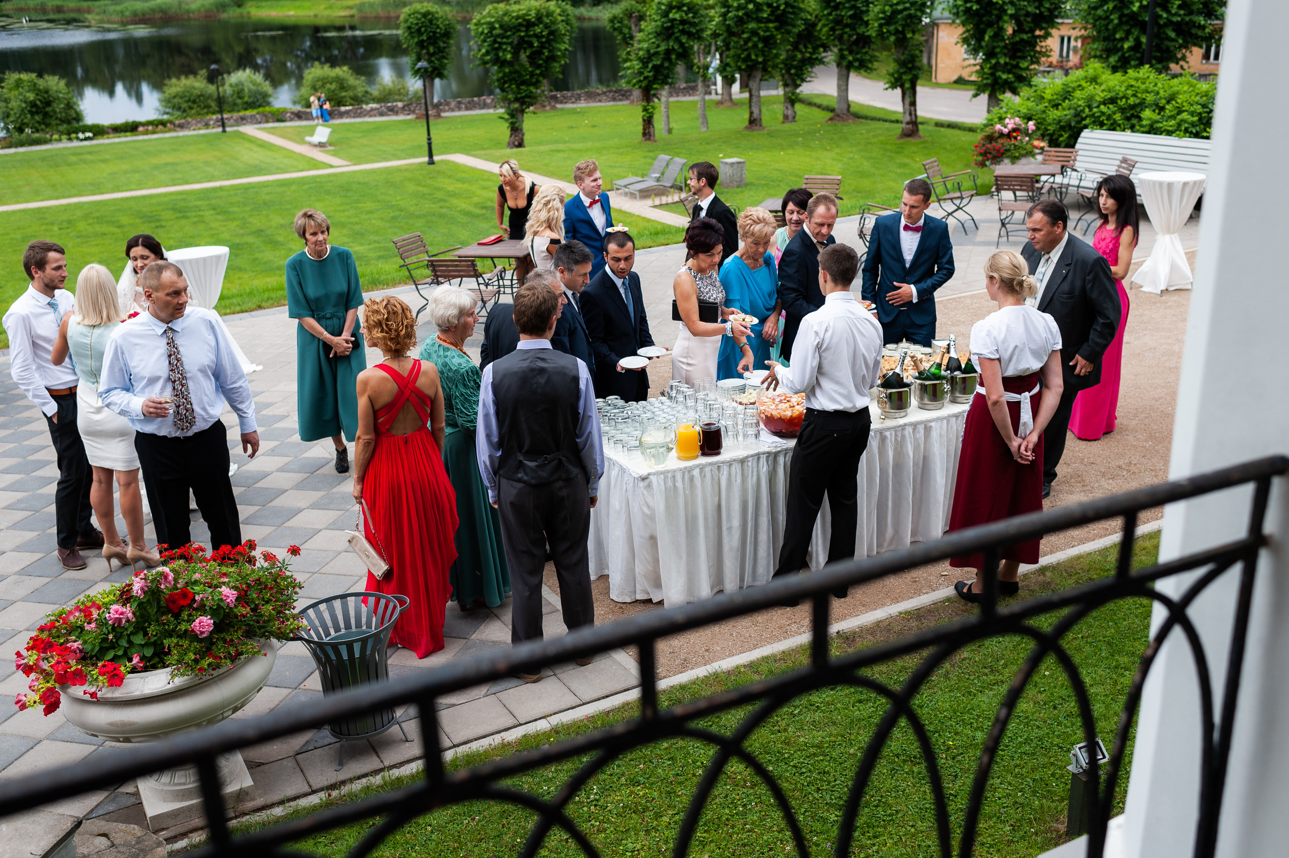 Kāzas Bīriņu pilī. ROLFS VENDIŅŠ - KĀZU FOTOGRĀFS | Rīgā un visā Latvijā