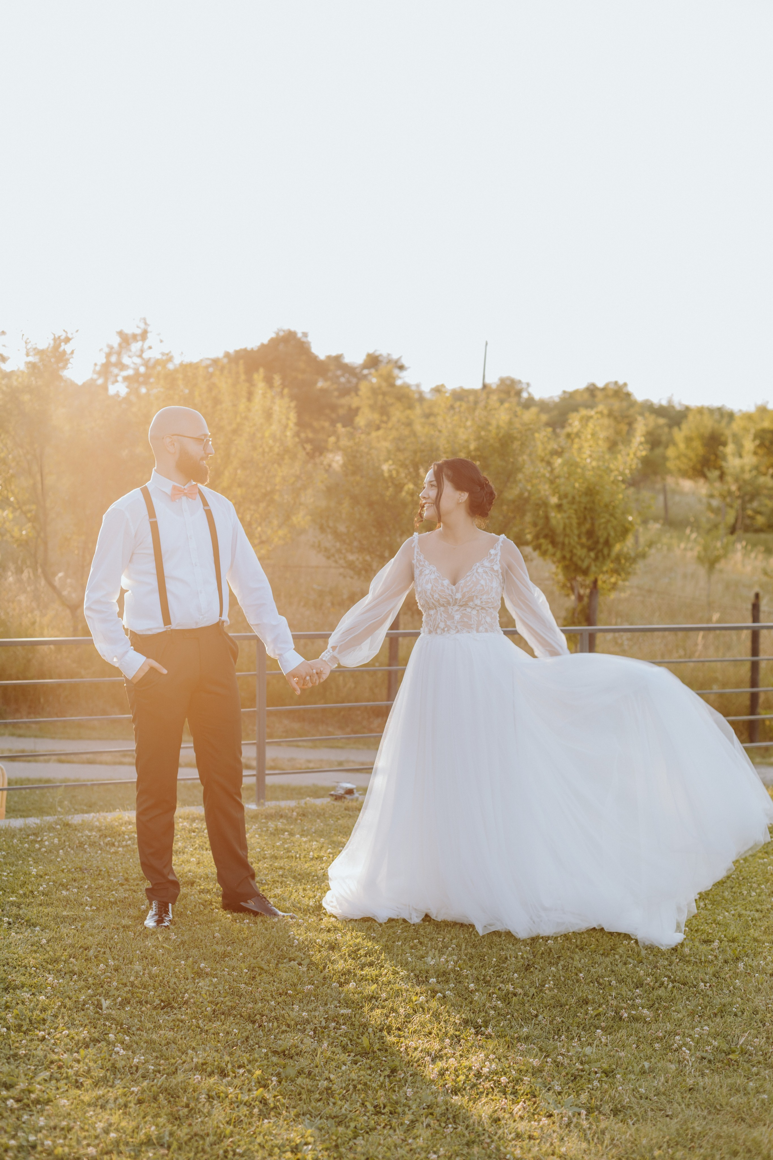 Moise & Delia. Wedding & couple photographer from Romania Rut Vetan