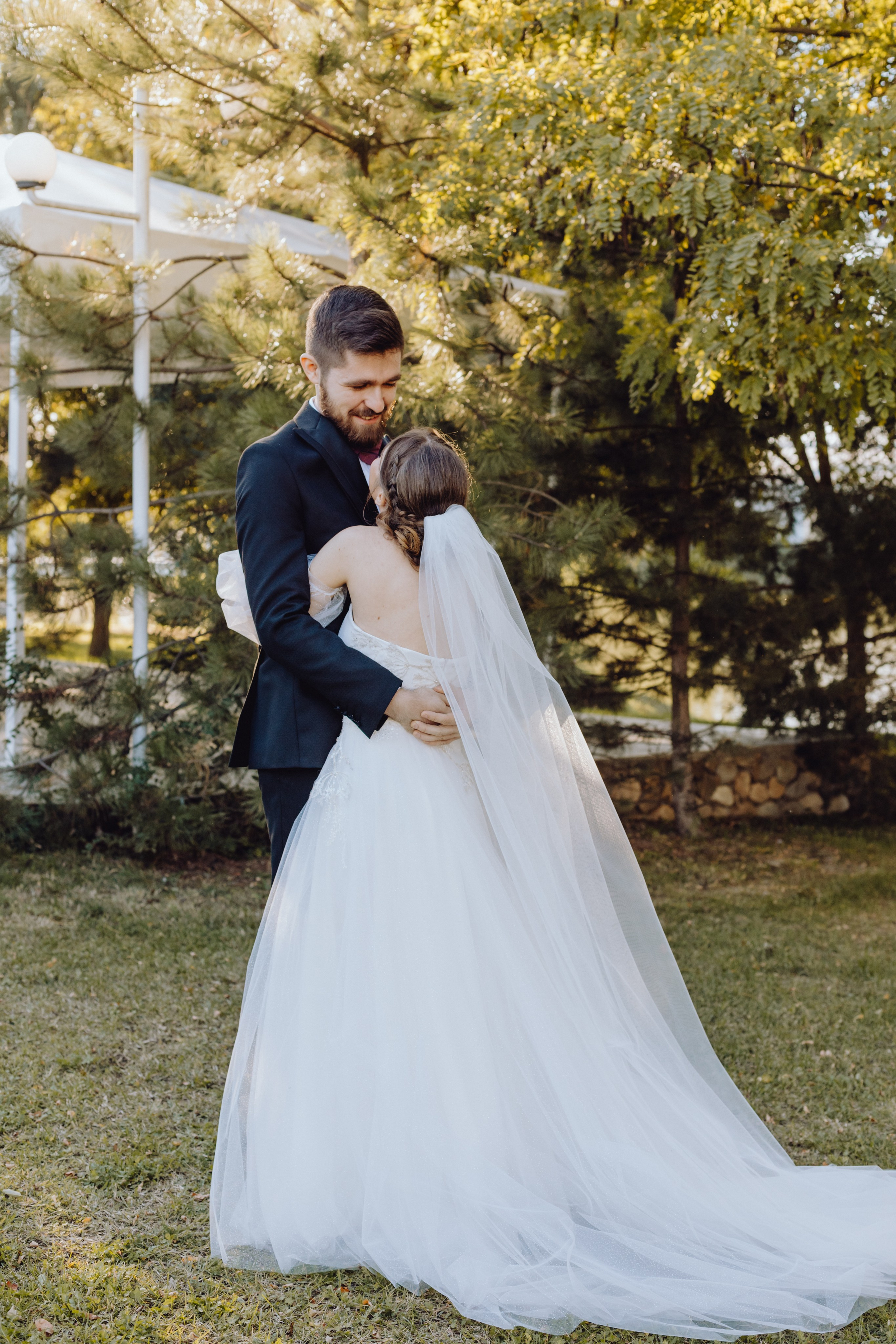 Dănuț & Iulia. Wedding & couple photographer from Romania Rut Vetan